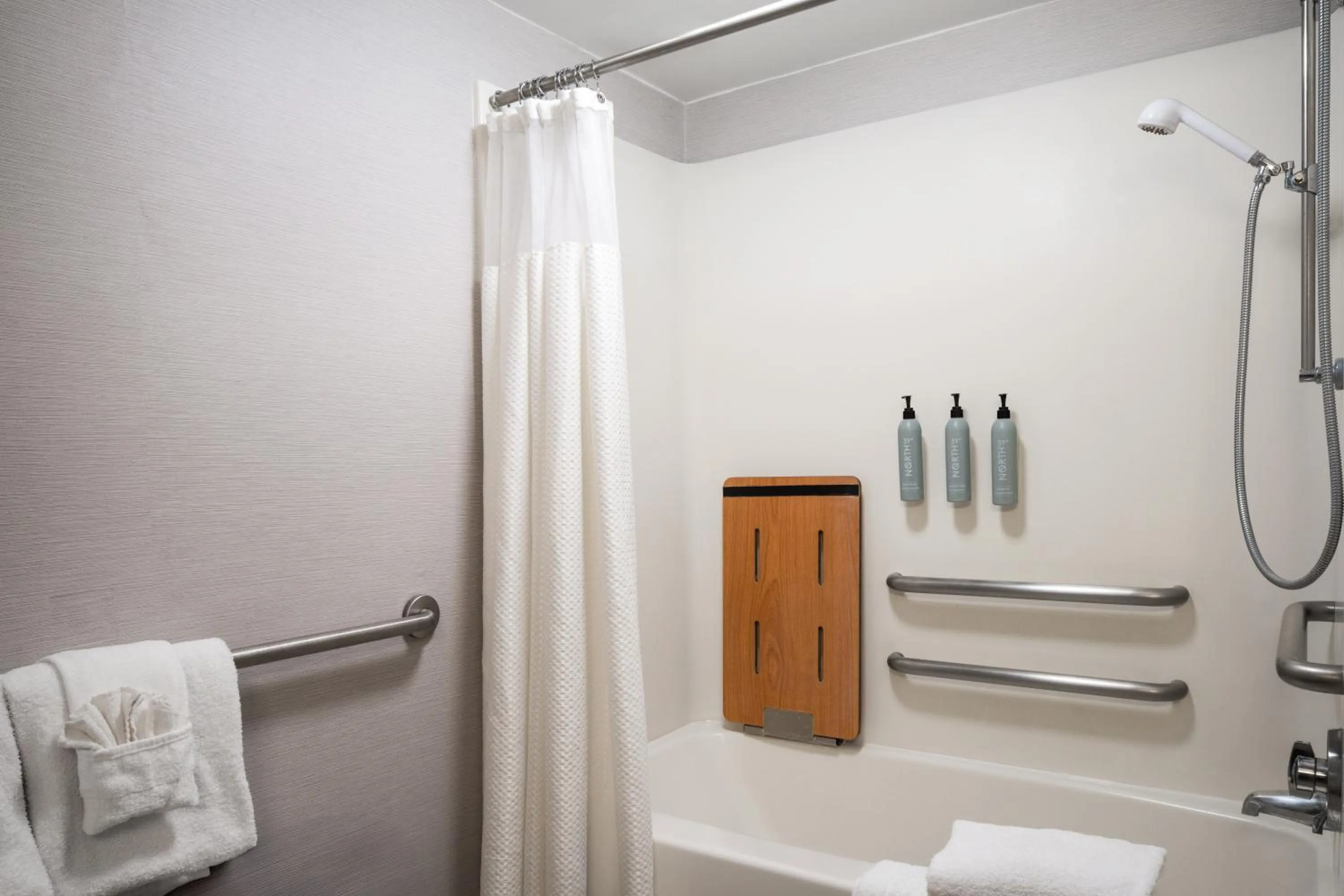 Courtyard Hartford Cromwell