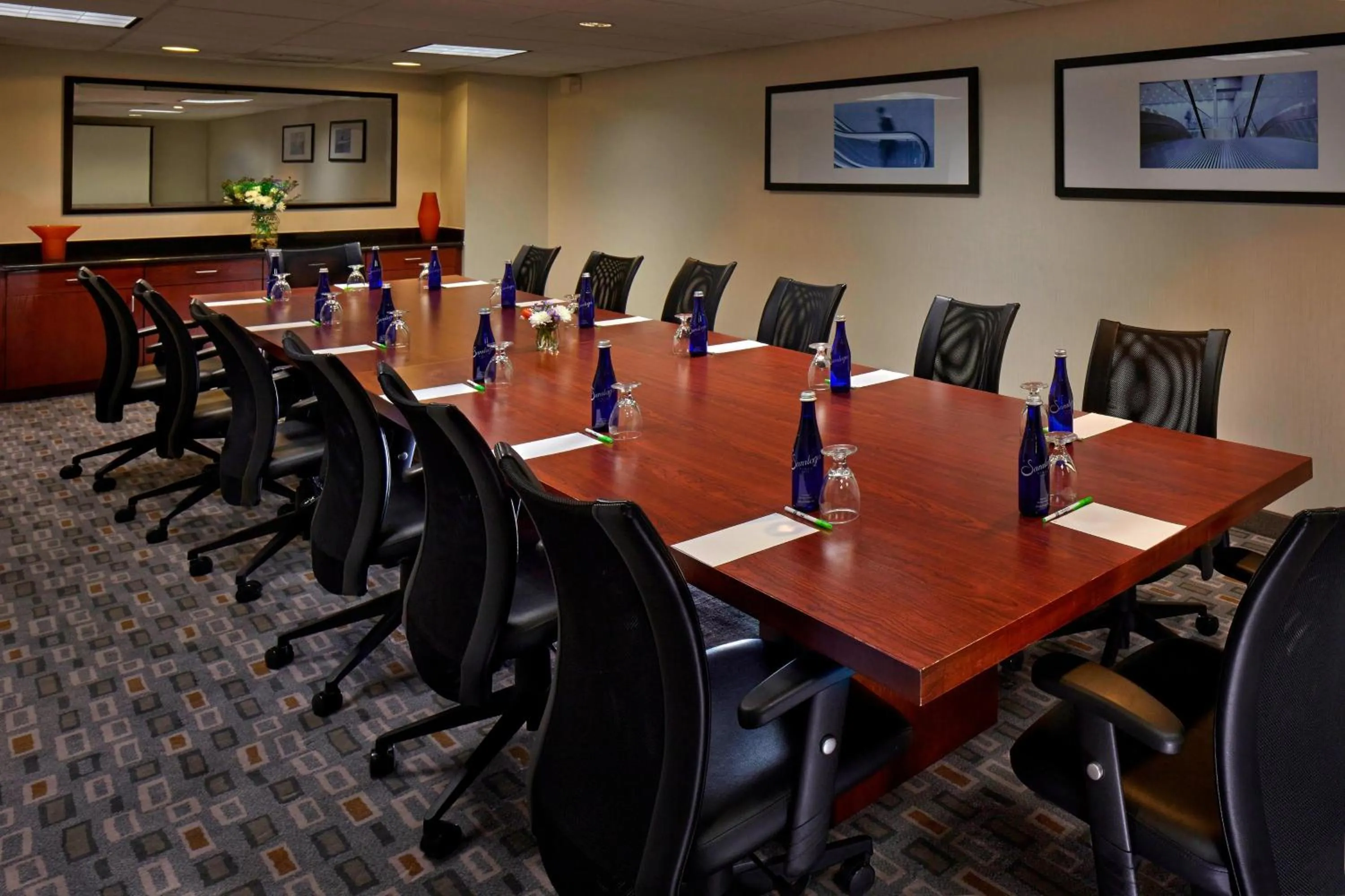 Meeting/conference room in Courtyard Hartford Cromwell