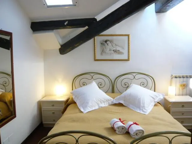 Bedroom, Bed in Villa Gabriella B&B - Apartments