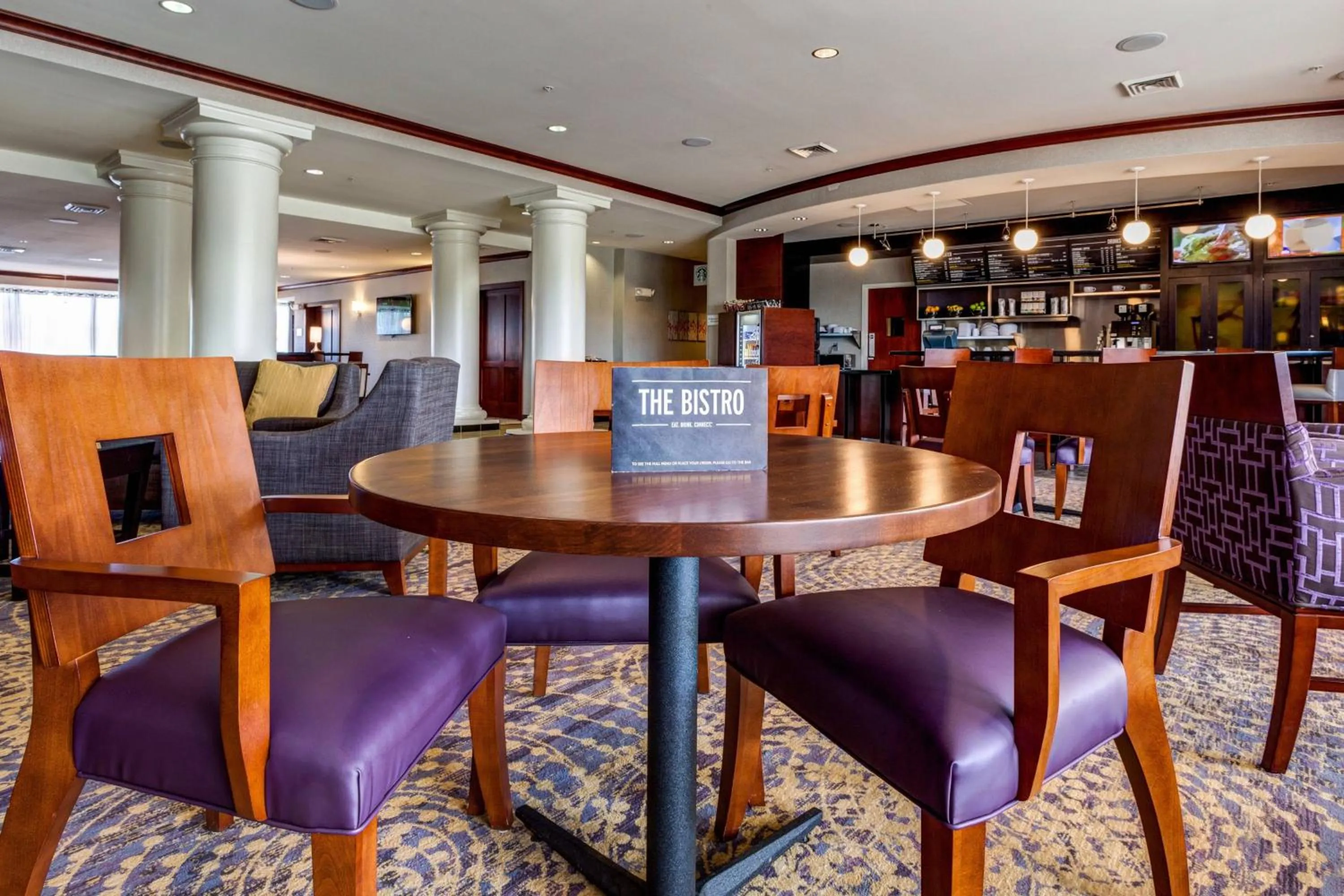 Restaurant/places to eat in Courtyard Hadley Amherst