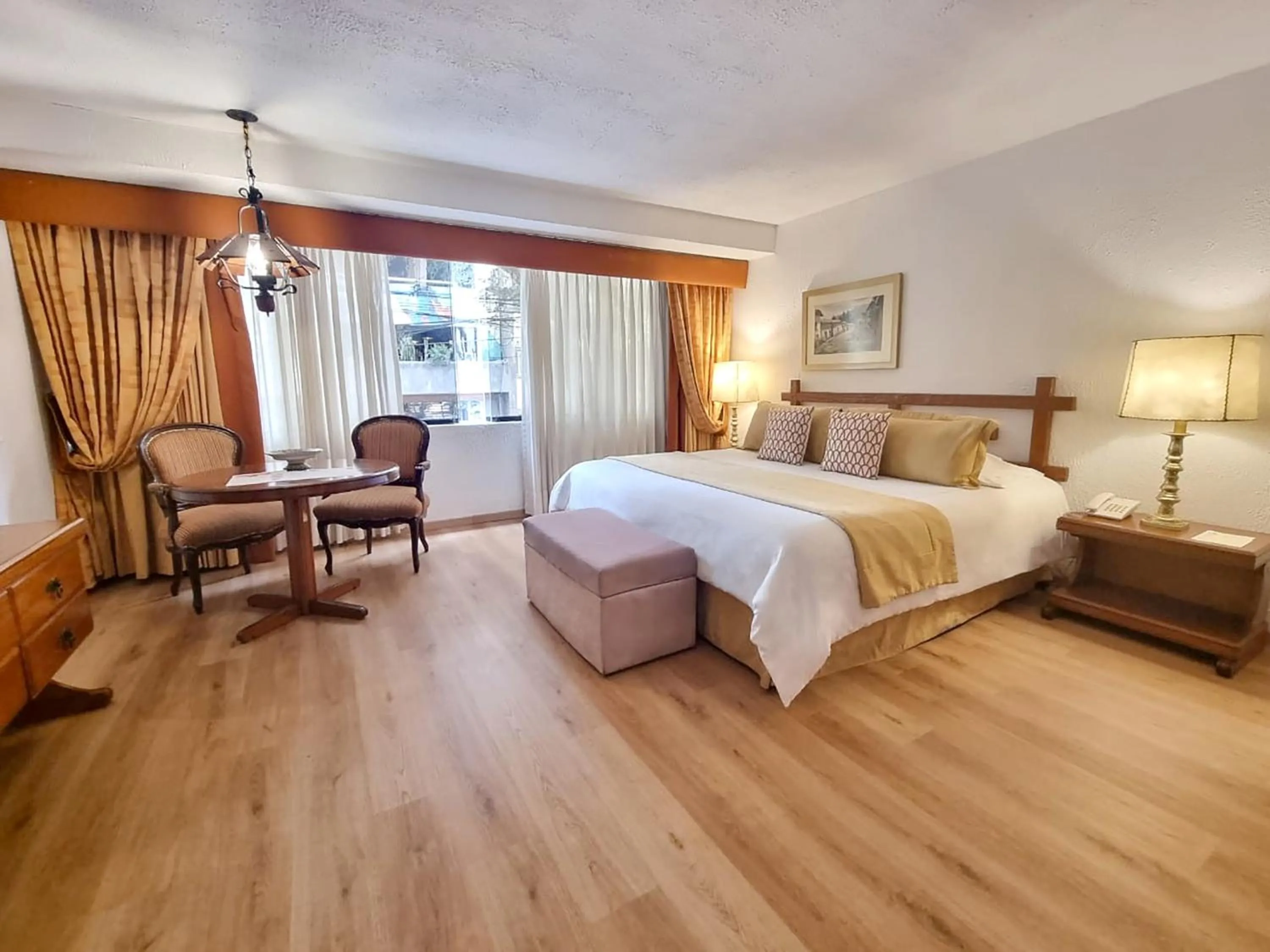 Photo of the whole room, Bed in Antara Hotel & Suites - Miraflores