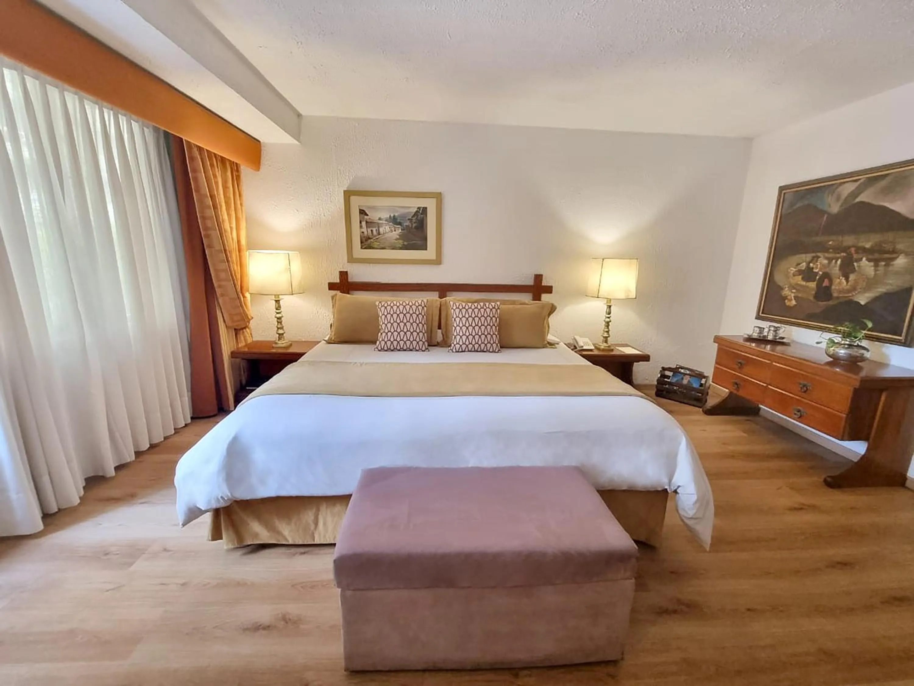 Photo of the whole room, Bed in Antara Hotel & Suites - Miraflores