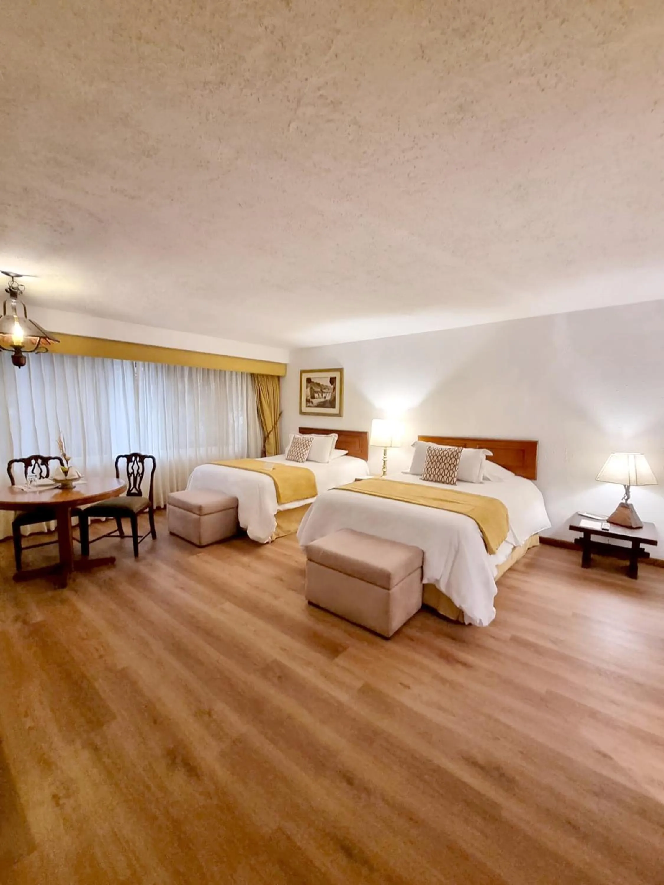 Photo of the whole room, Bed in Antara Hotel & Suites - Miraflores