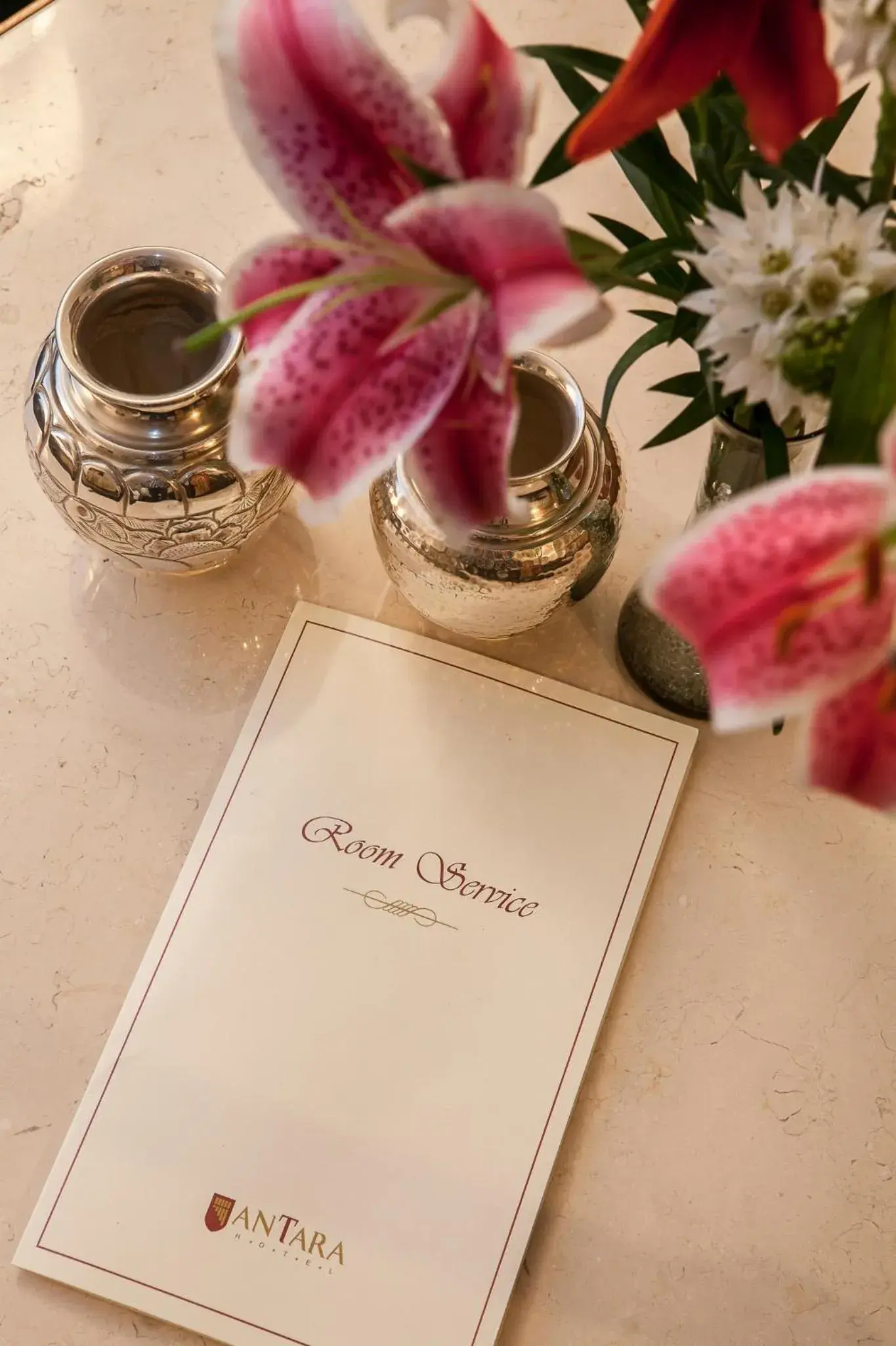 Food and drinks in Antara Hotel & Suites - Miraflores Food and drinks in Antara Hotel & Suites - Miraflores