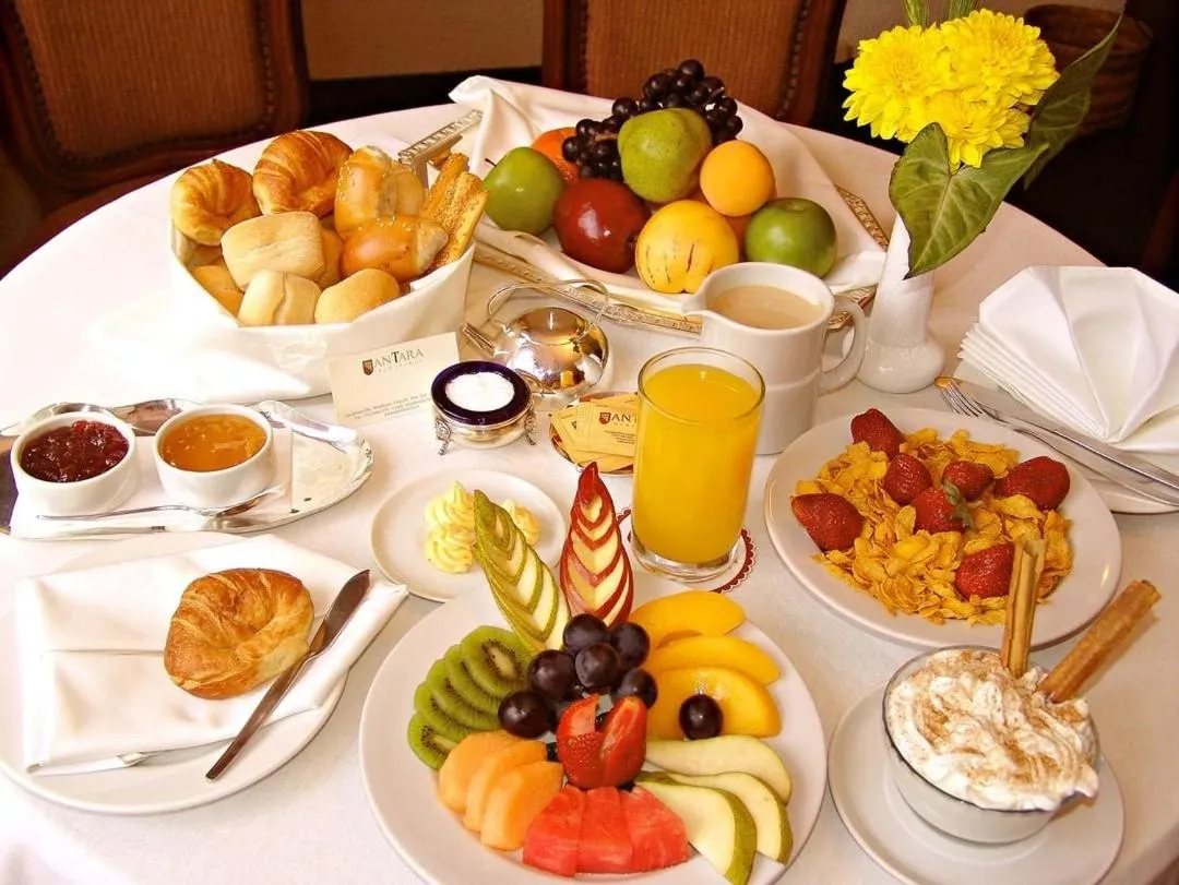 Breakfast in Antara Hotel & Suites - Miraflores