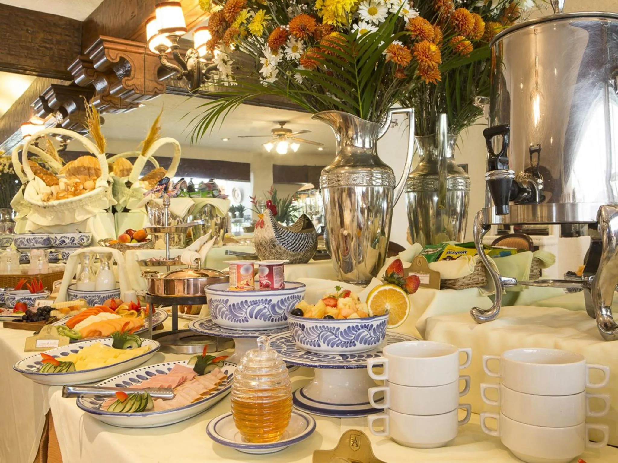 Buffet breakfast in Antara Hotel & Suites - Miraflores