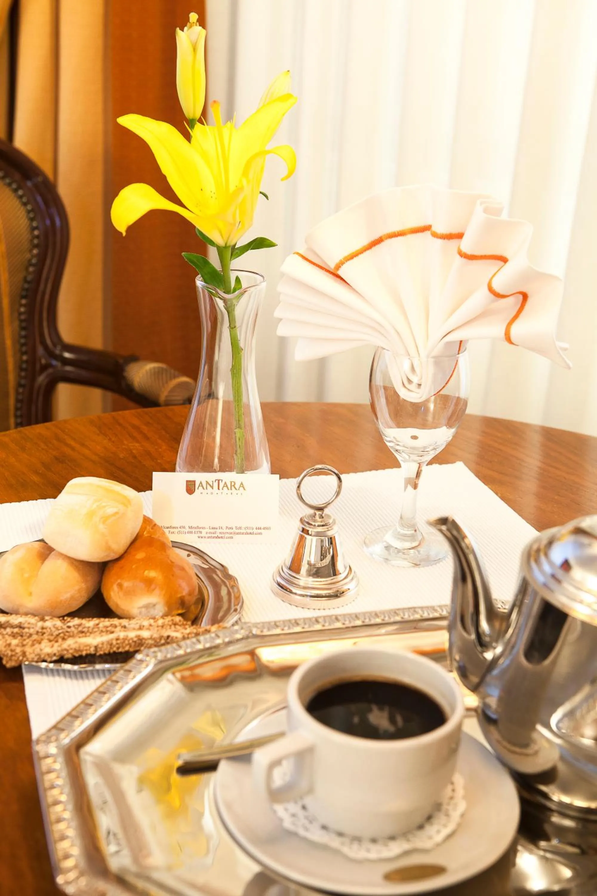 Food and drinks in Antara Hotel & Suites - Miraflores