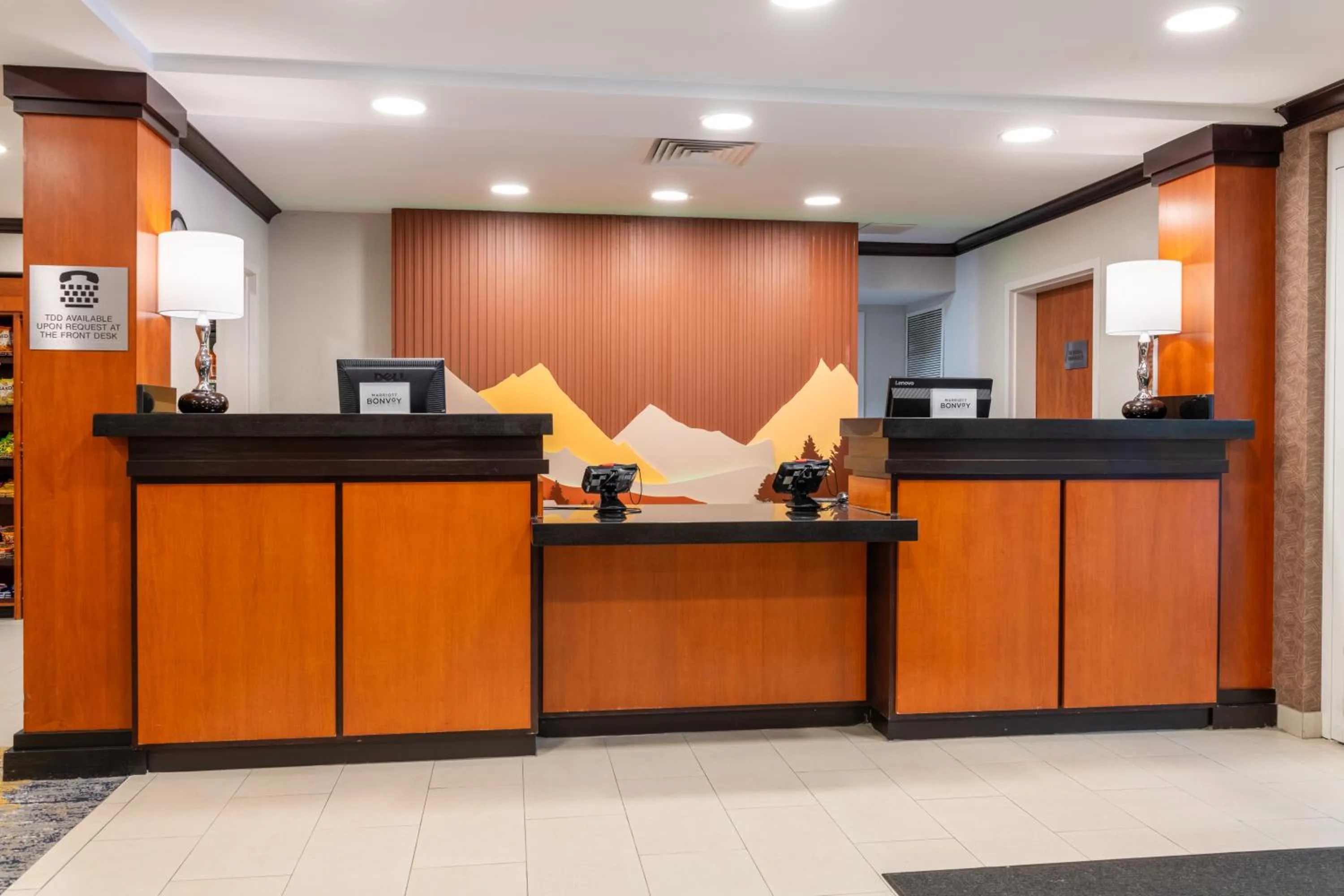 Lobby or reception in Fairfield Inn & Suites Hooksett