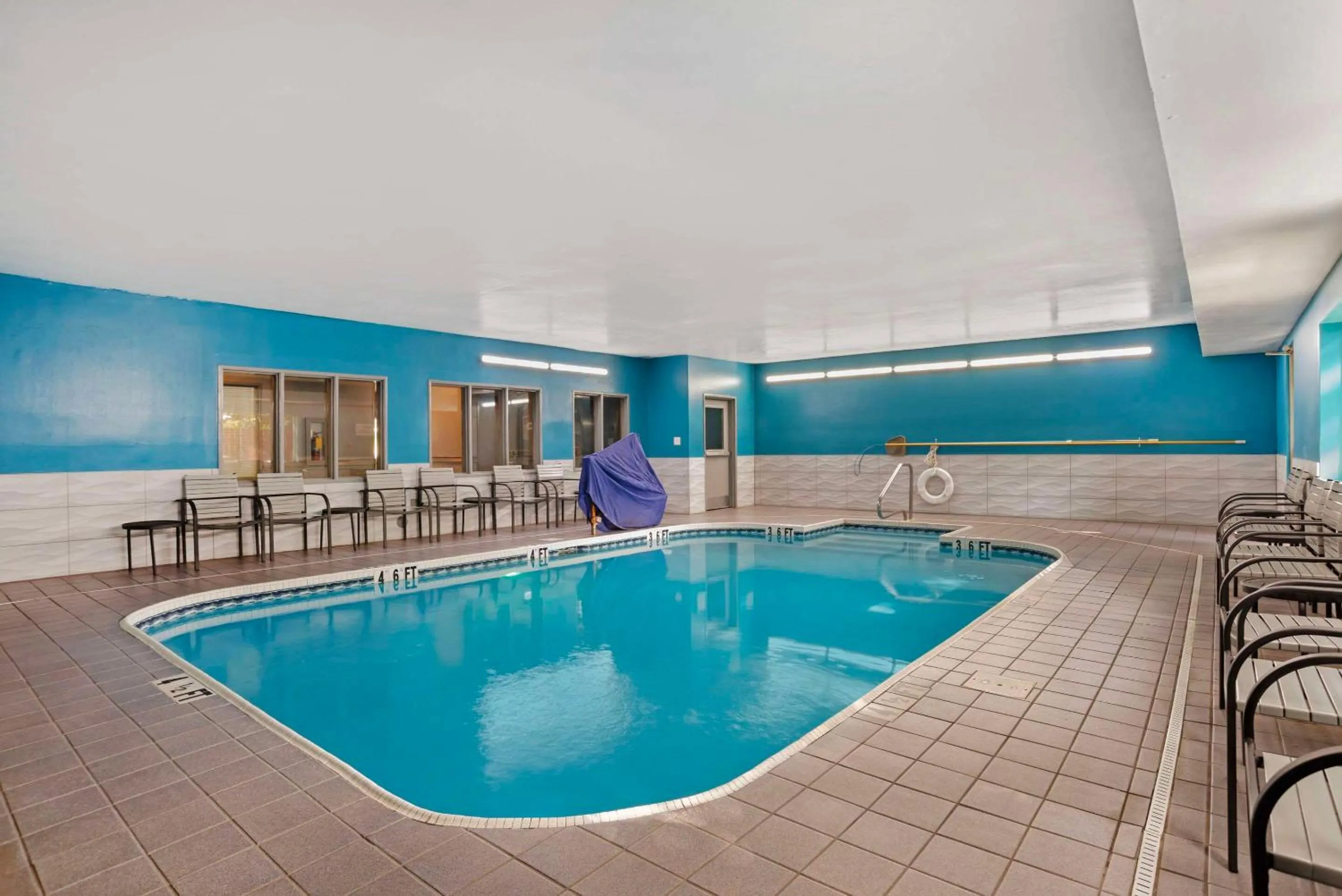 Pool view in Quality Inn & Suites Birmingham - Highway 280