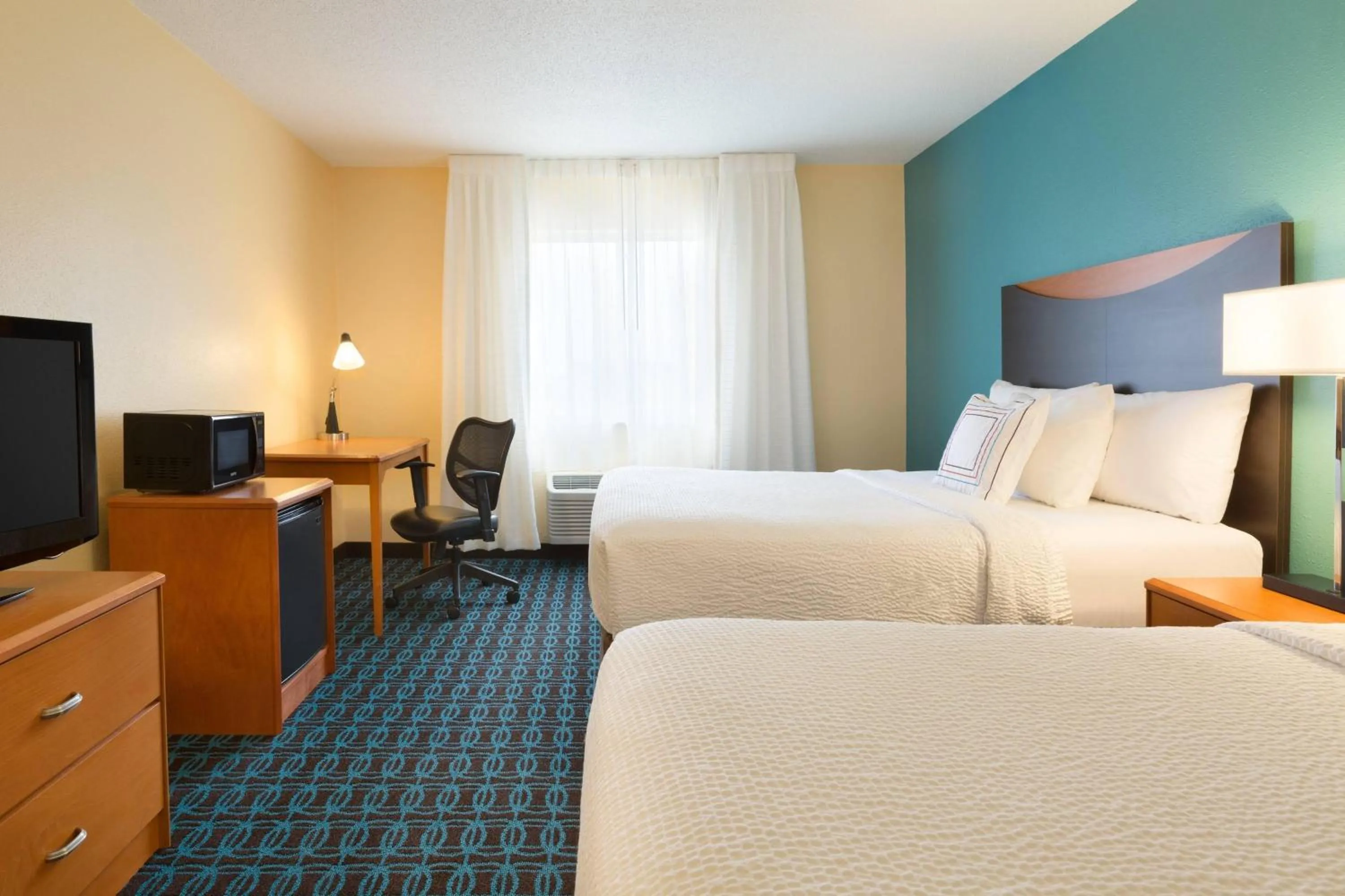 Photo of the whole room, Bed in Fairfield Inn & Suites Bismarck South