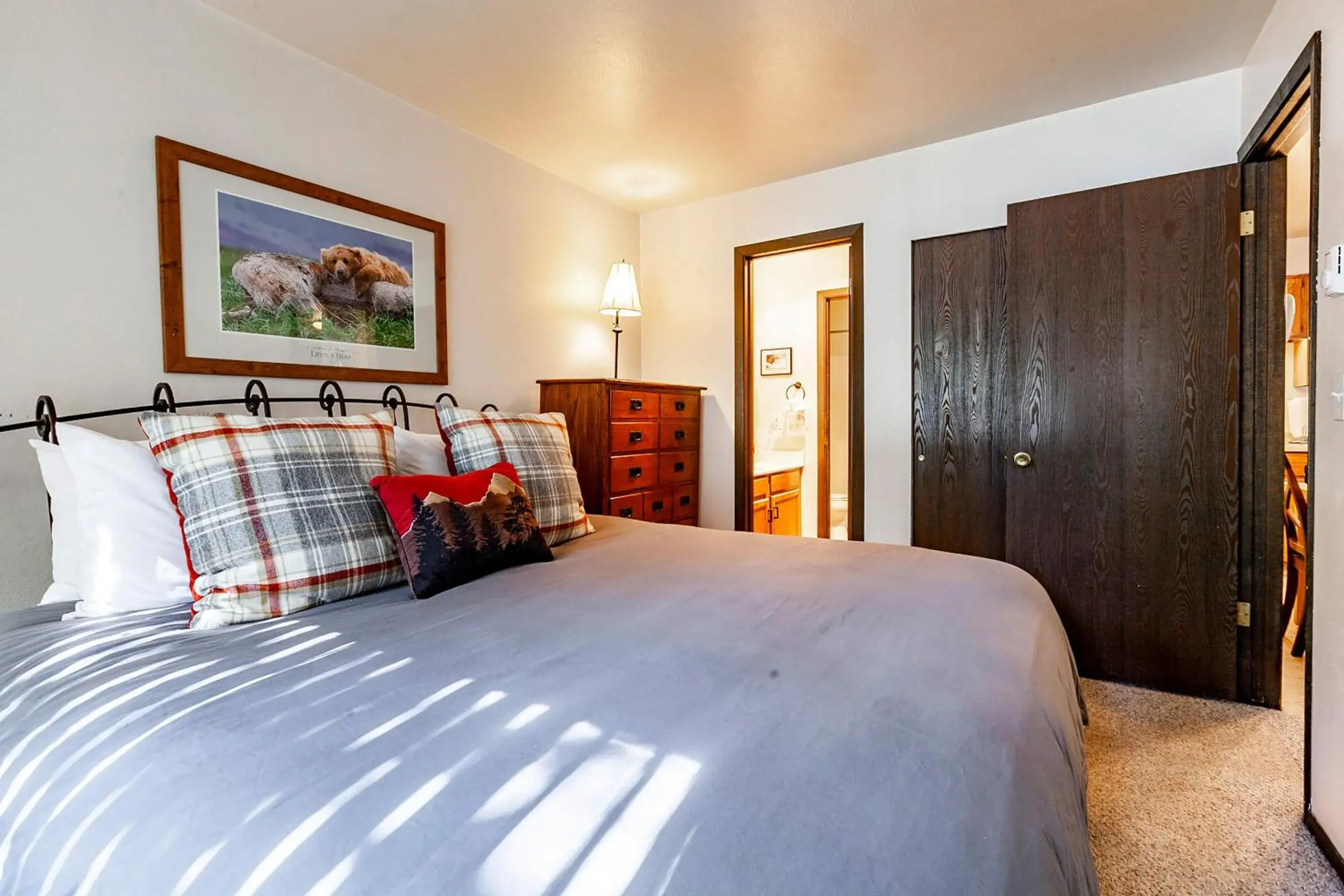 1 Bedroom Condominium #X3 in Red Pine Condominiums by All Seasons Resort Lodging 1 Bedroom Condominium #X3 in Red Pine Condominiums by All Seasons Resort Lodging