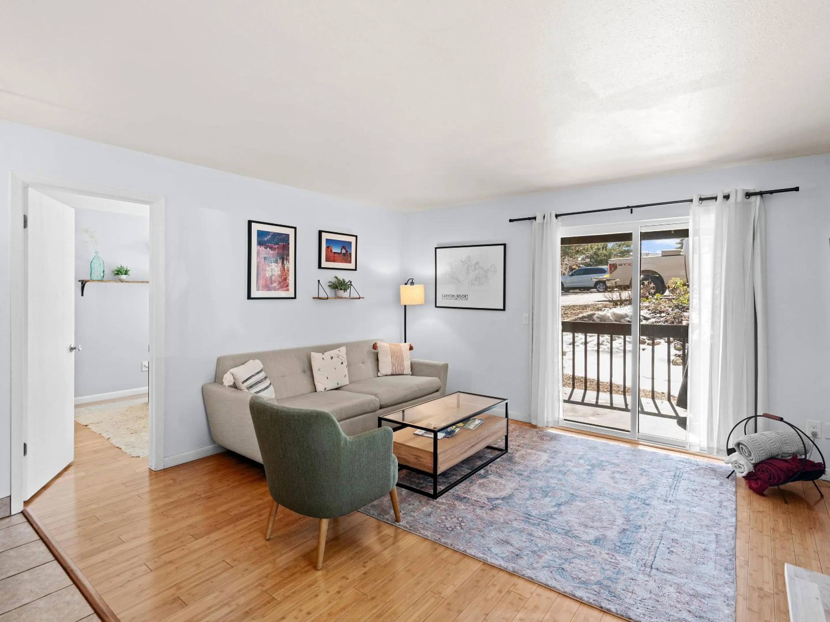 Living room in Red Pine Condominiums by All Seasons Resort Lodging