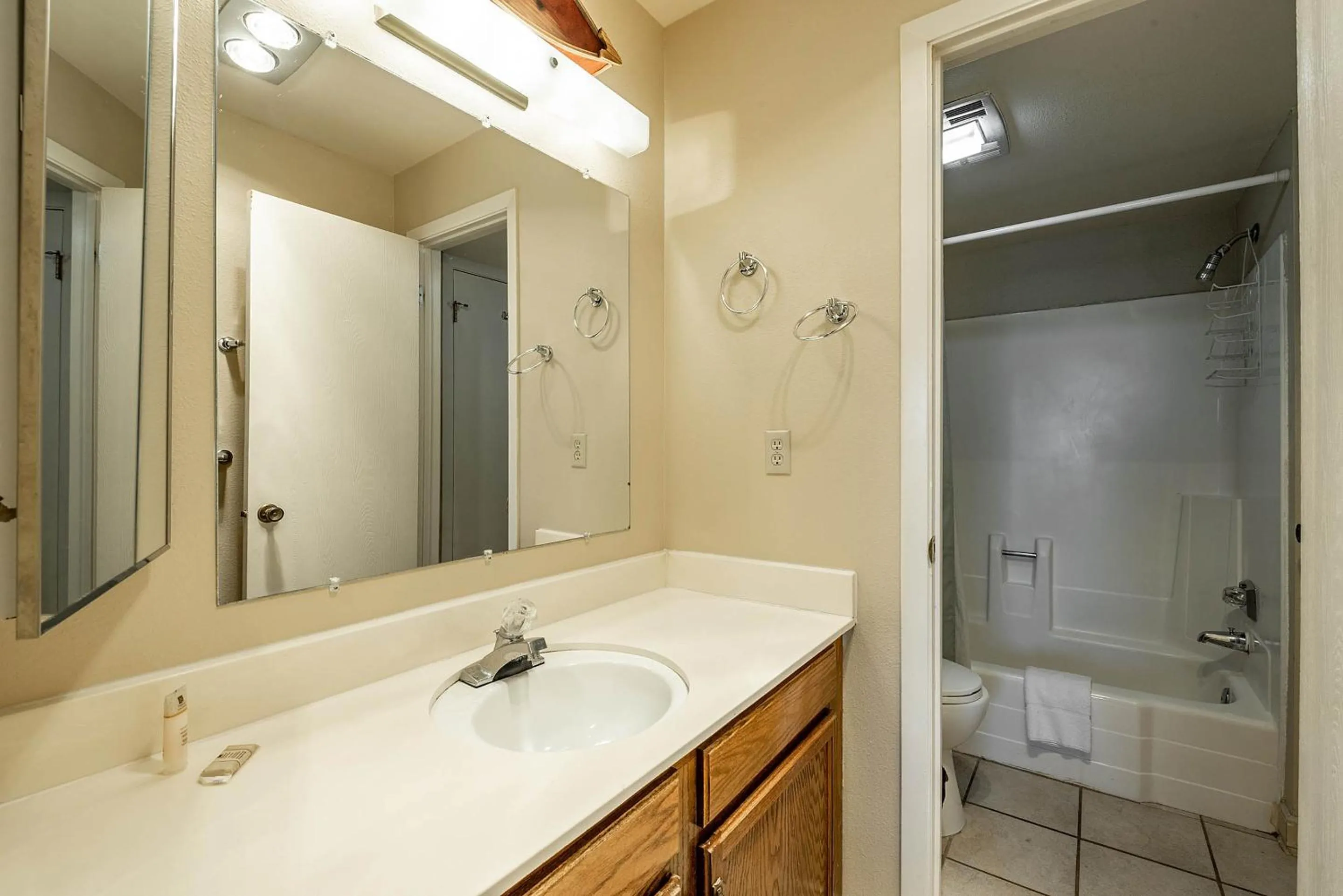 Bathroom in Red Pine Condominiums by All Seasons Resort Lodging