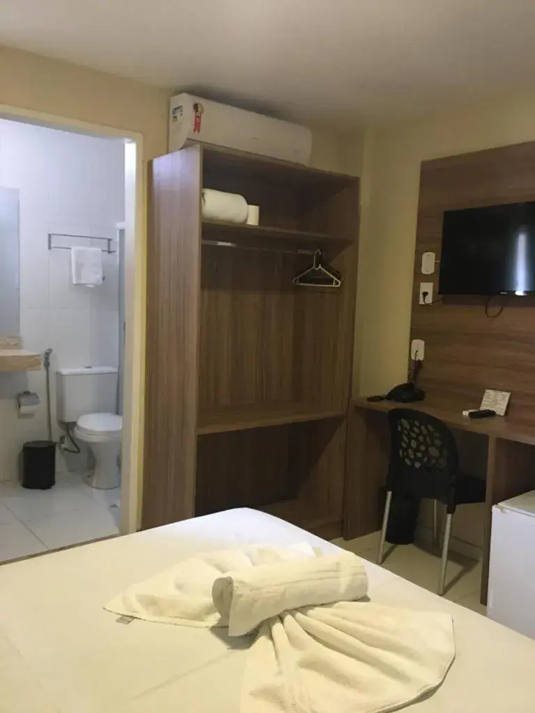 Large Double or Twin Room - single occupancy in Ilha Bela Hotel Large Double or Twin Room - single occupancy in Ilha Bela Hotel