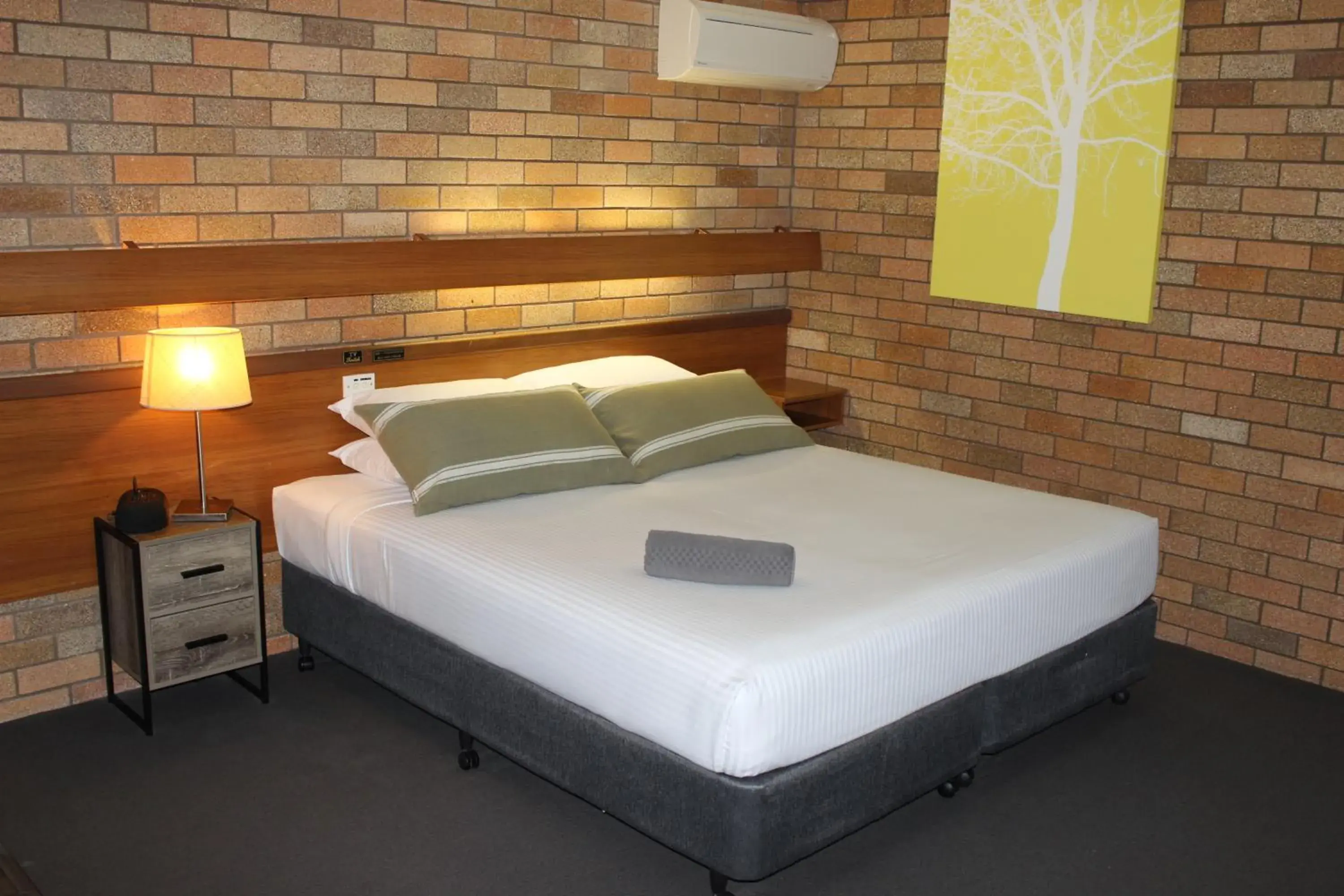 Executive King Room in Cudgegong Valley Motel Executive King Room in Cudgegong Valley Motel