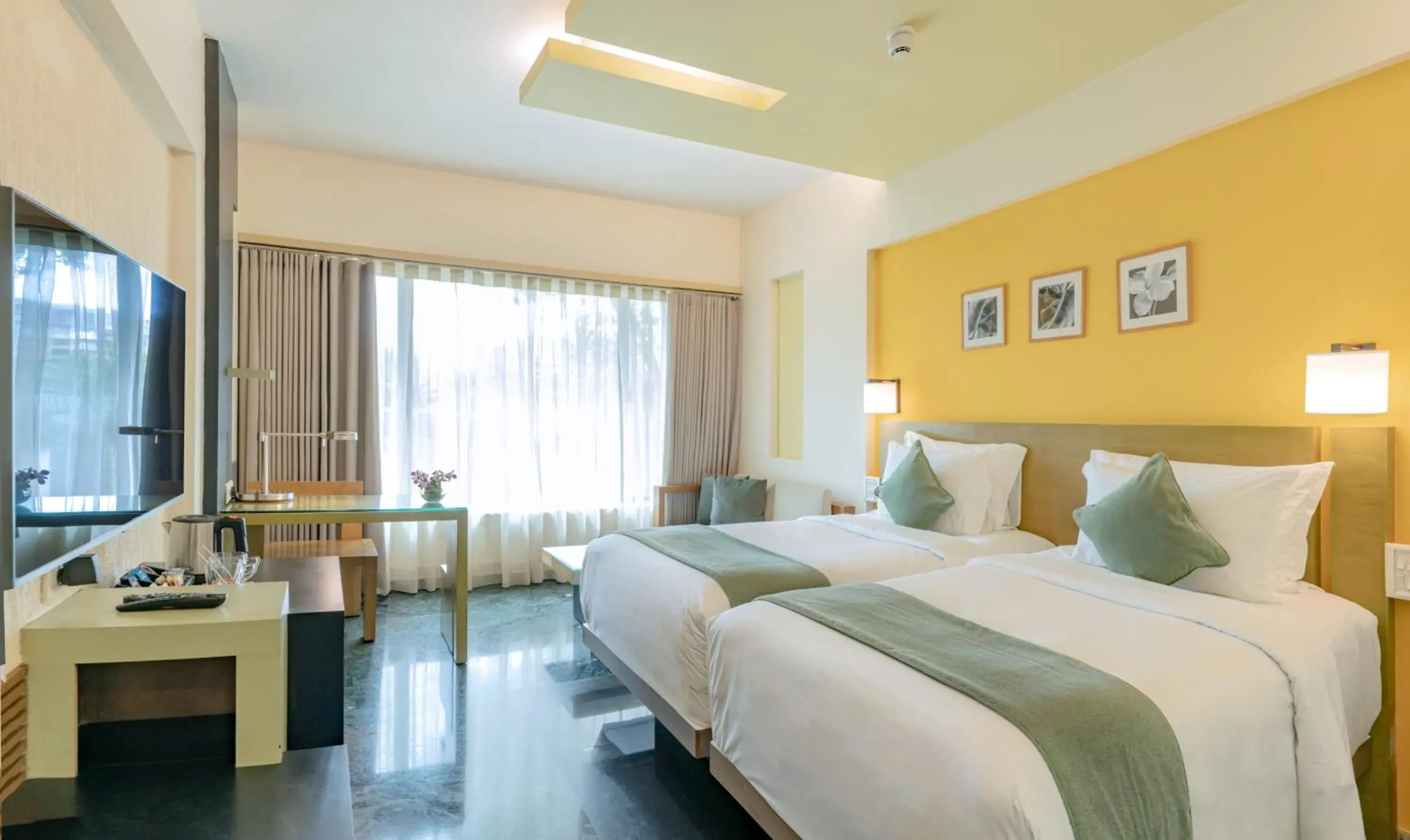 Photo of the whole room, Bed in The Mirador Photo of the whole room, Bed in The Mirador