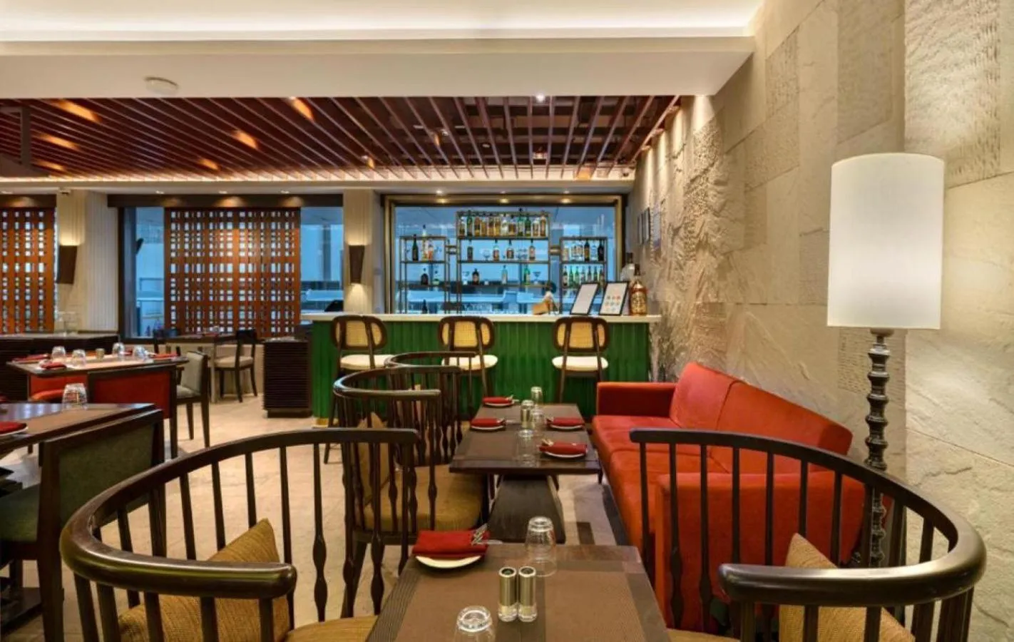 Restaurant/places to eat in The Mirador