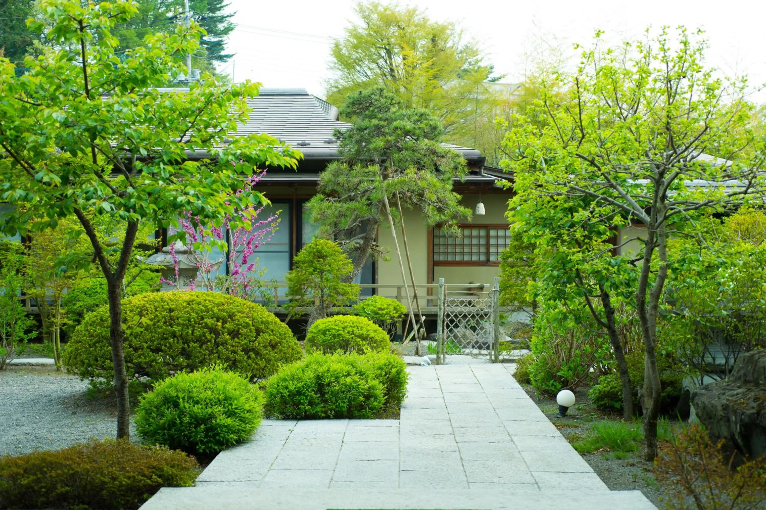 Property building in Fuji Onsenji Yumedono