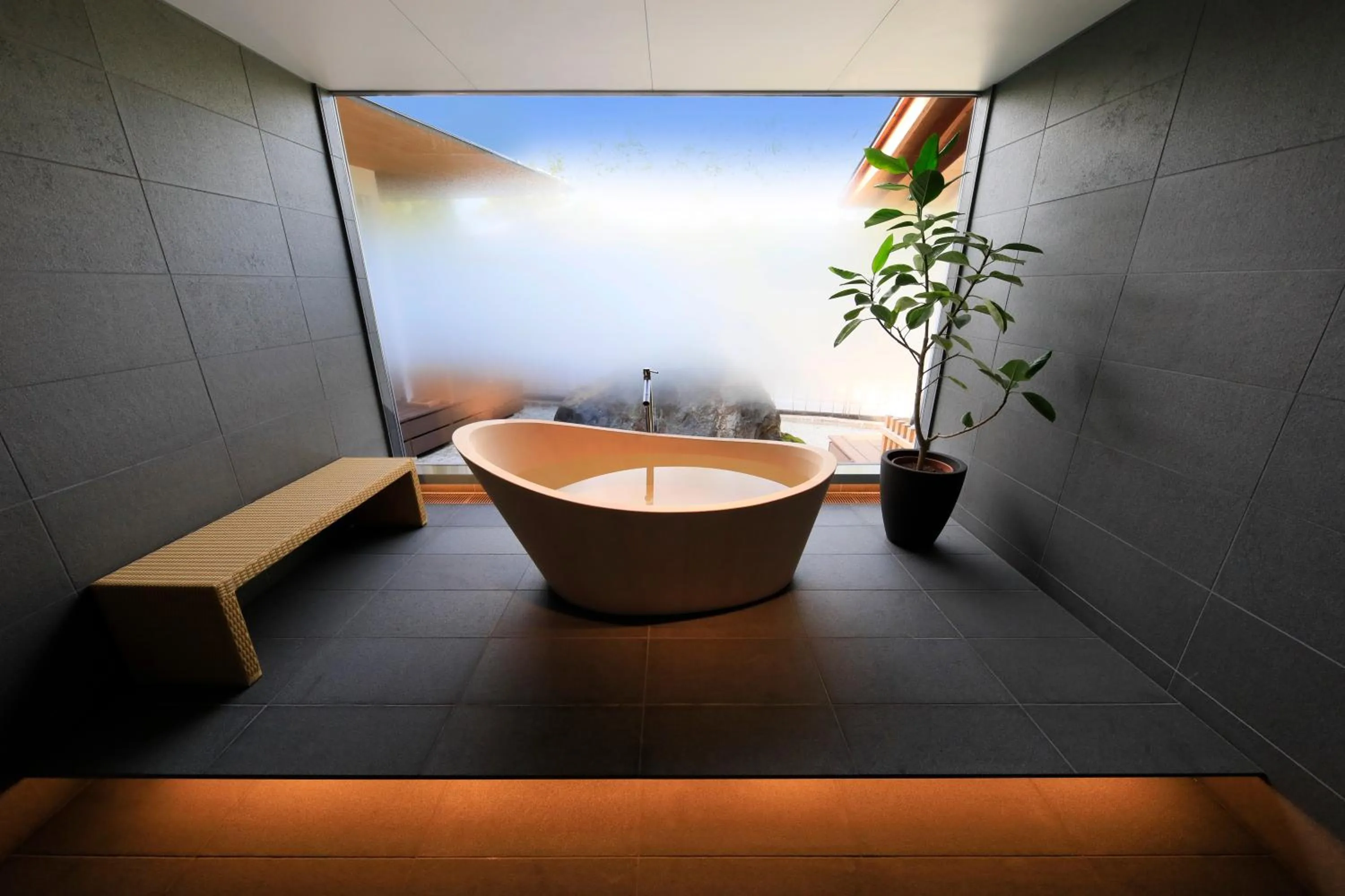 Hot Tub in Fuji Onsenji Yumedono