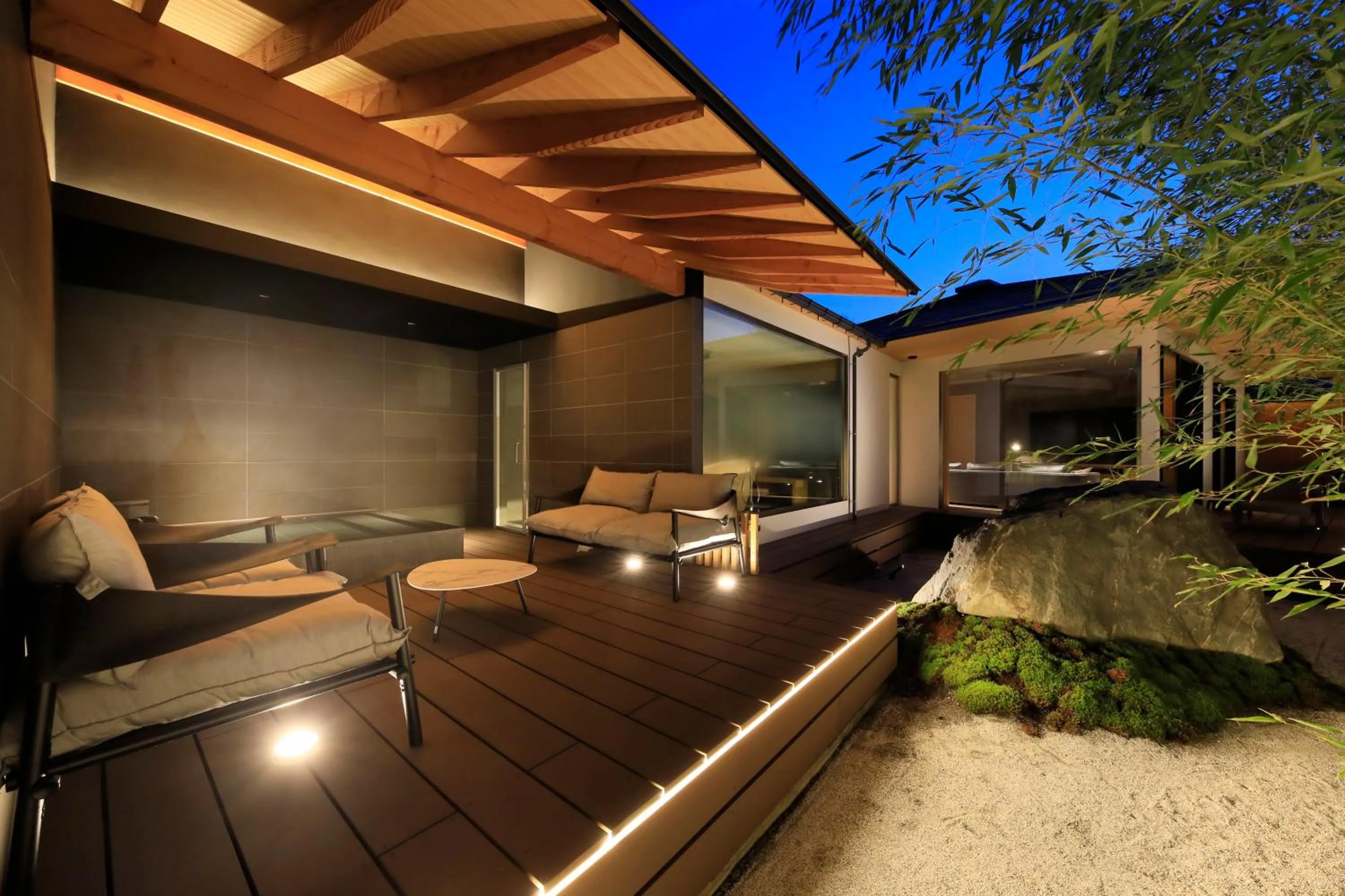 Night in Fuji Onsenji Yumedono