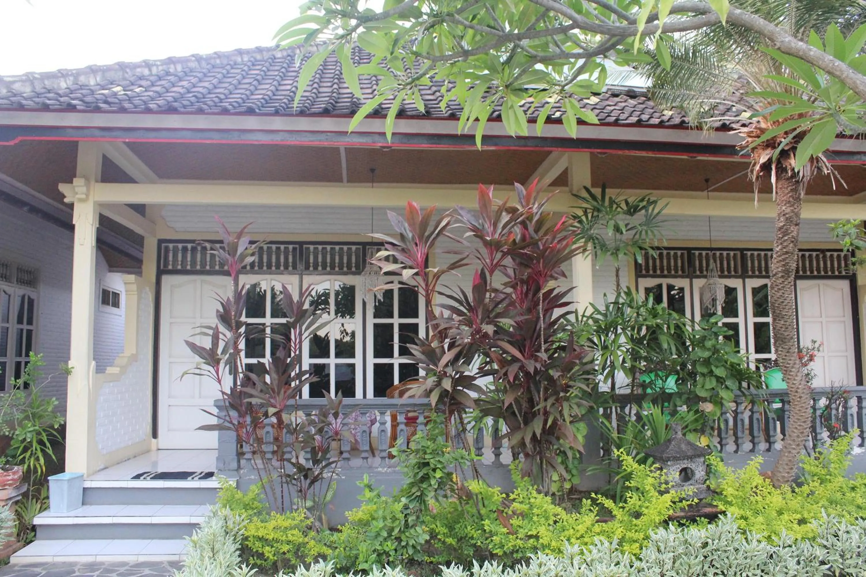 Taman Lily's Hotel