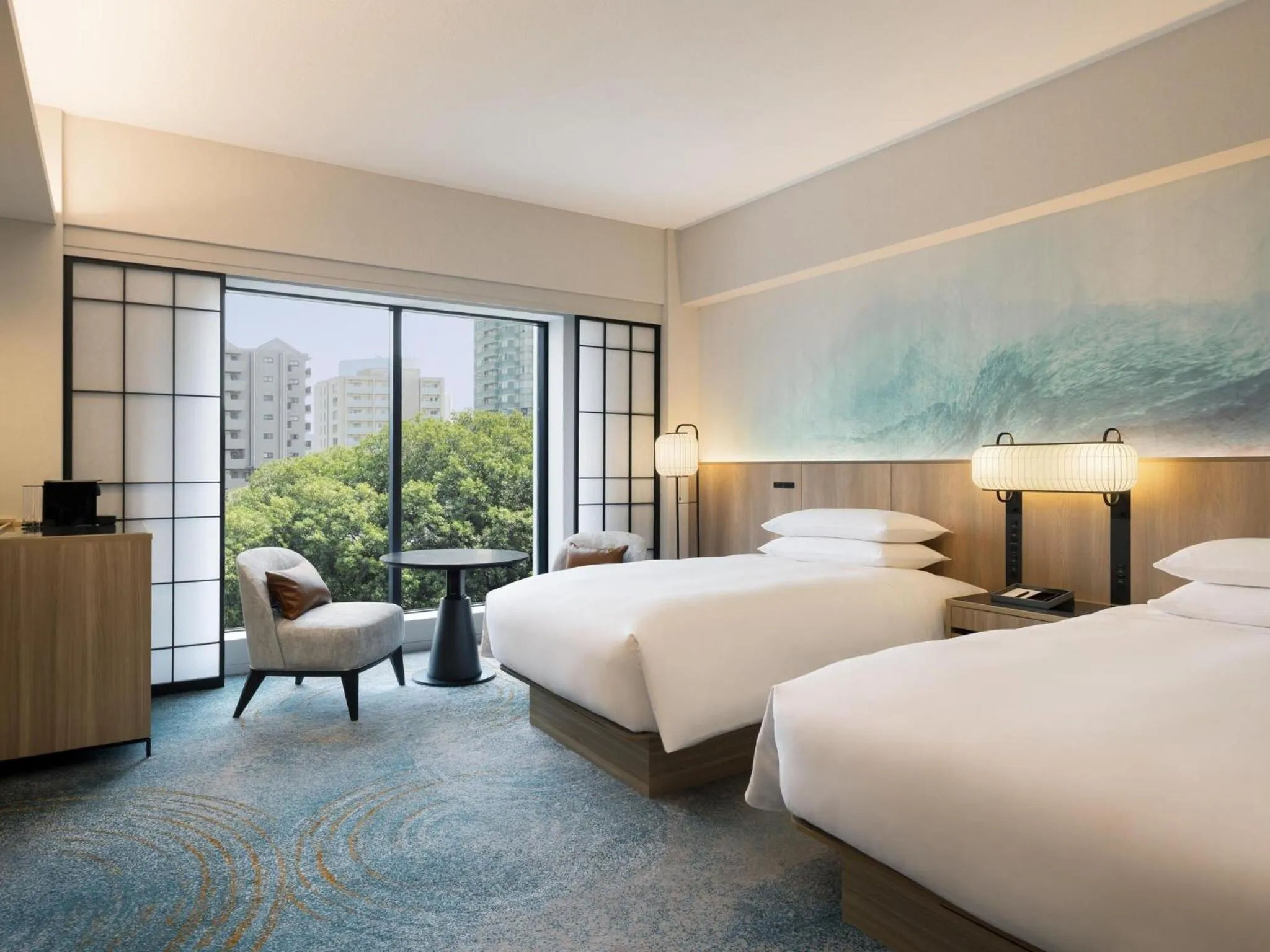 Photo of the whole room, Bed in Sheraton Miyako Hotel Tokyo