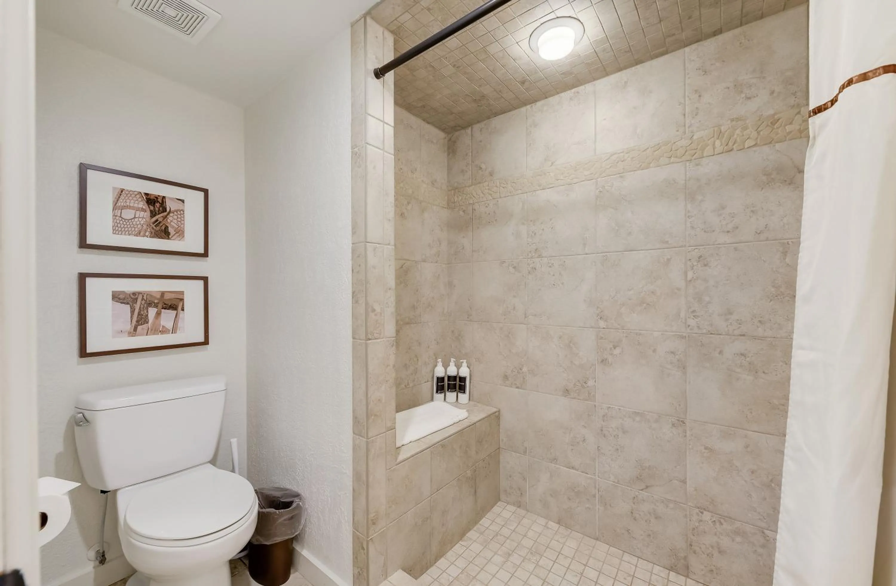 Bathroom in Silver King by All Seasons Resort Lodging
