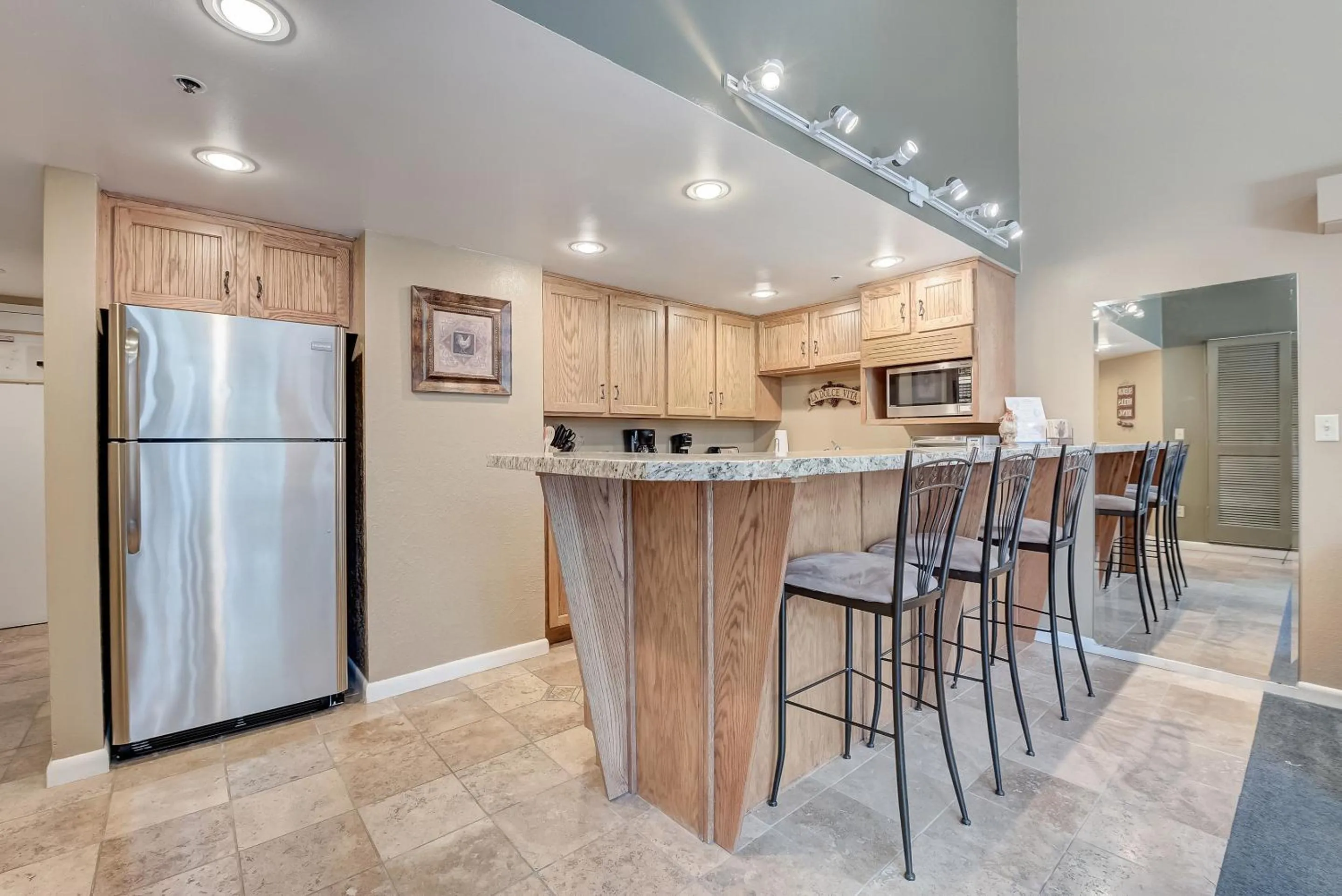 Kitchen or kitchenette in Silver King by All Seasons Resort Lodging