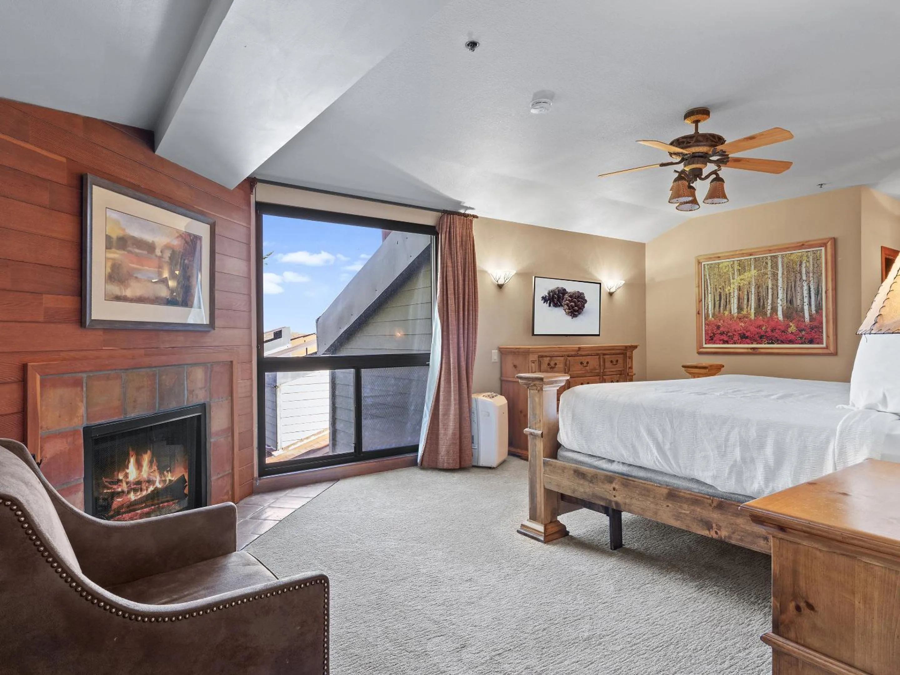 Bed in Silver King by All Seasons Resort Lodging