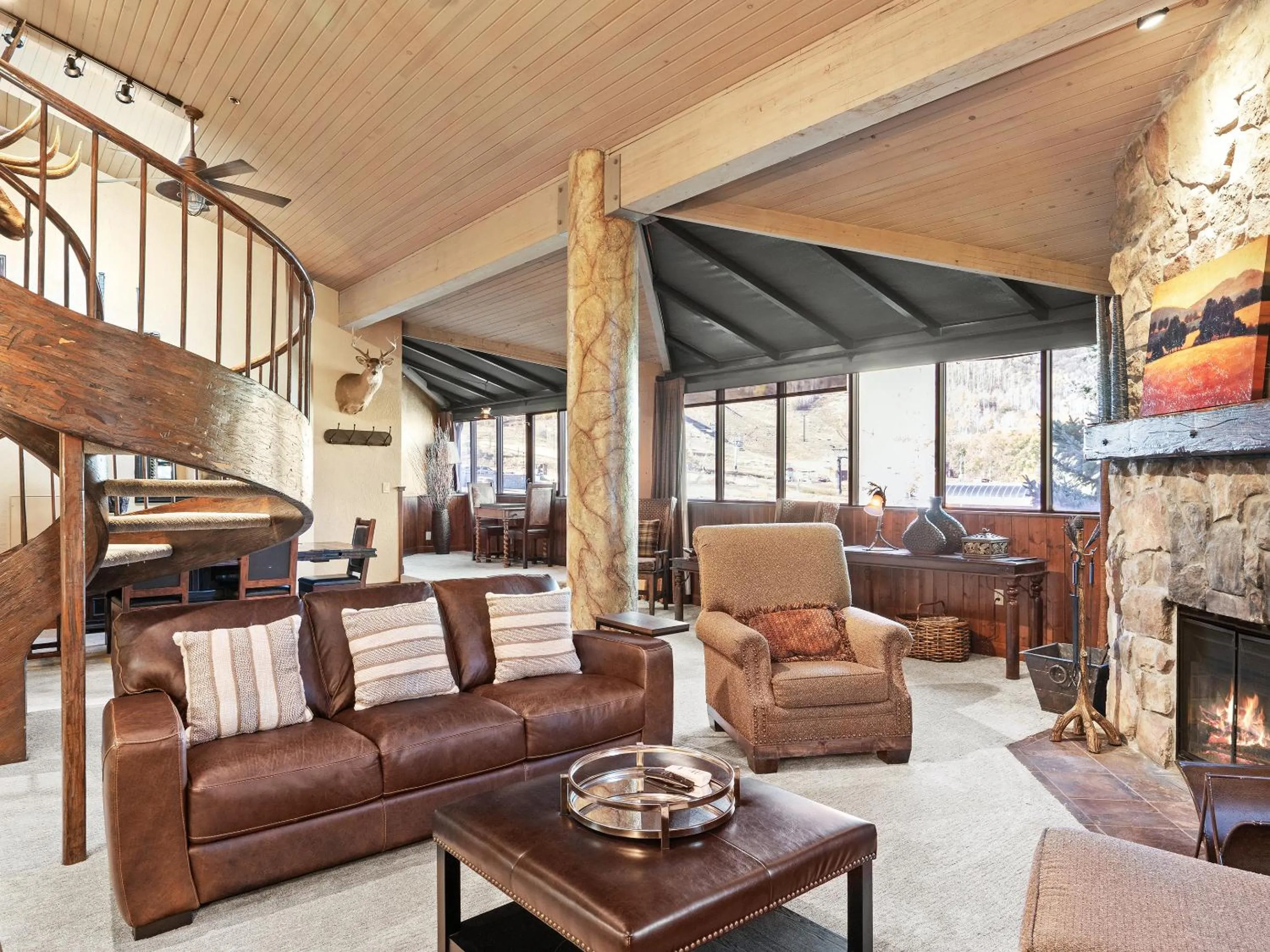 Living room in Silver King by All Seasons Resort Lodging