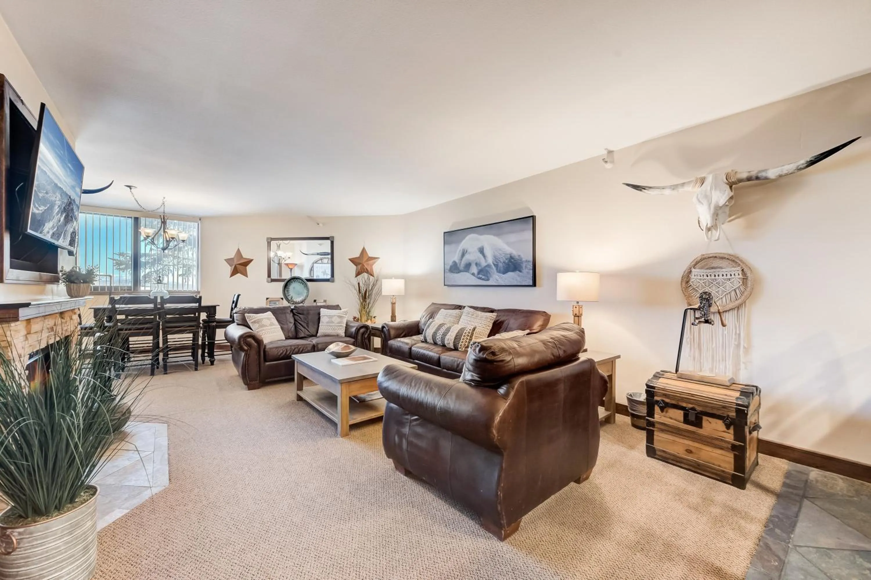 Living room in Silver King by All Seasons Resort Lodging