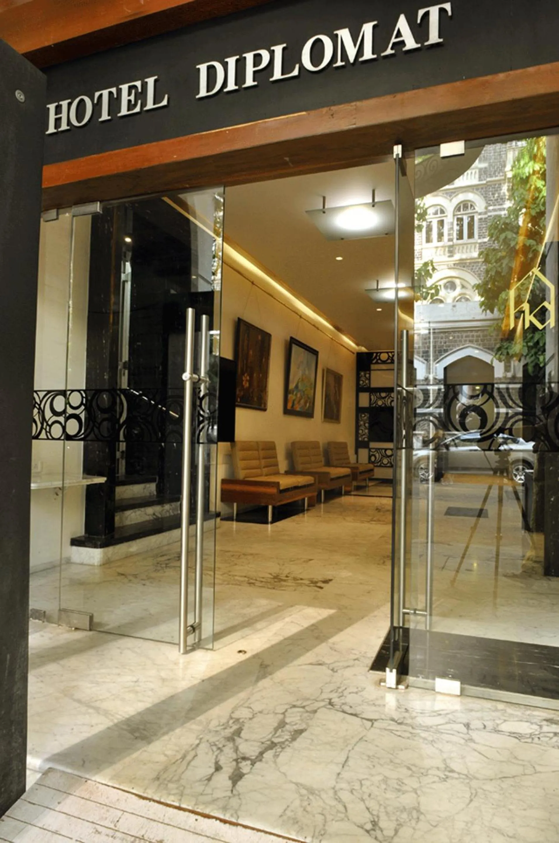 Property building in Hotel Diplomat, Colaba