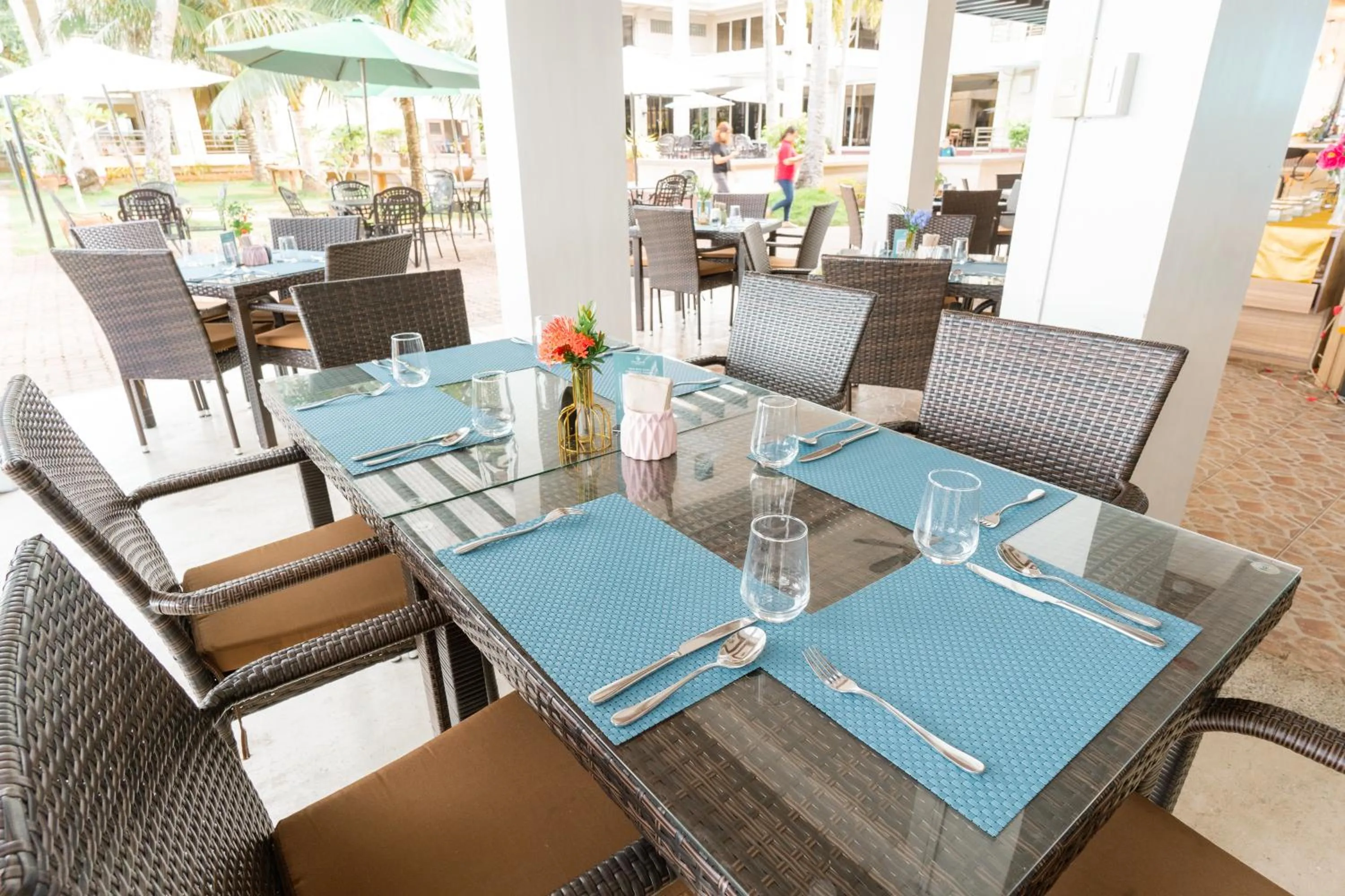 Restaurant/places to eat in Costa Palawan Resort