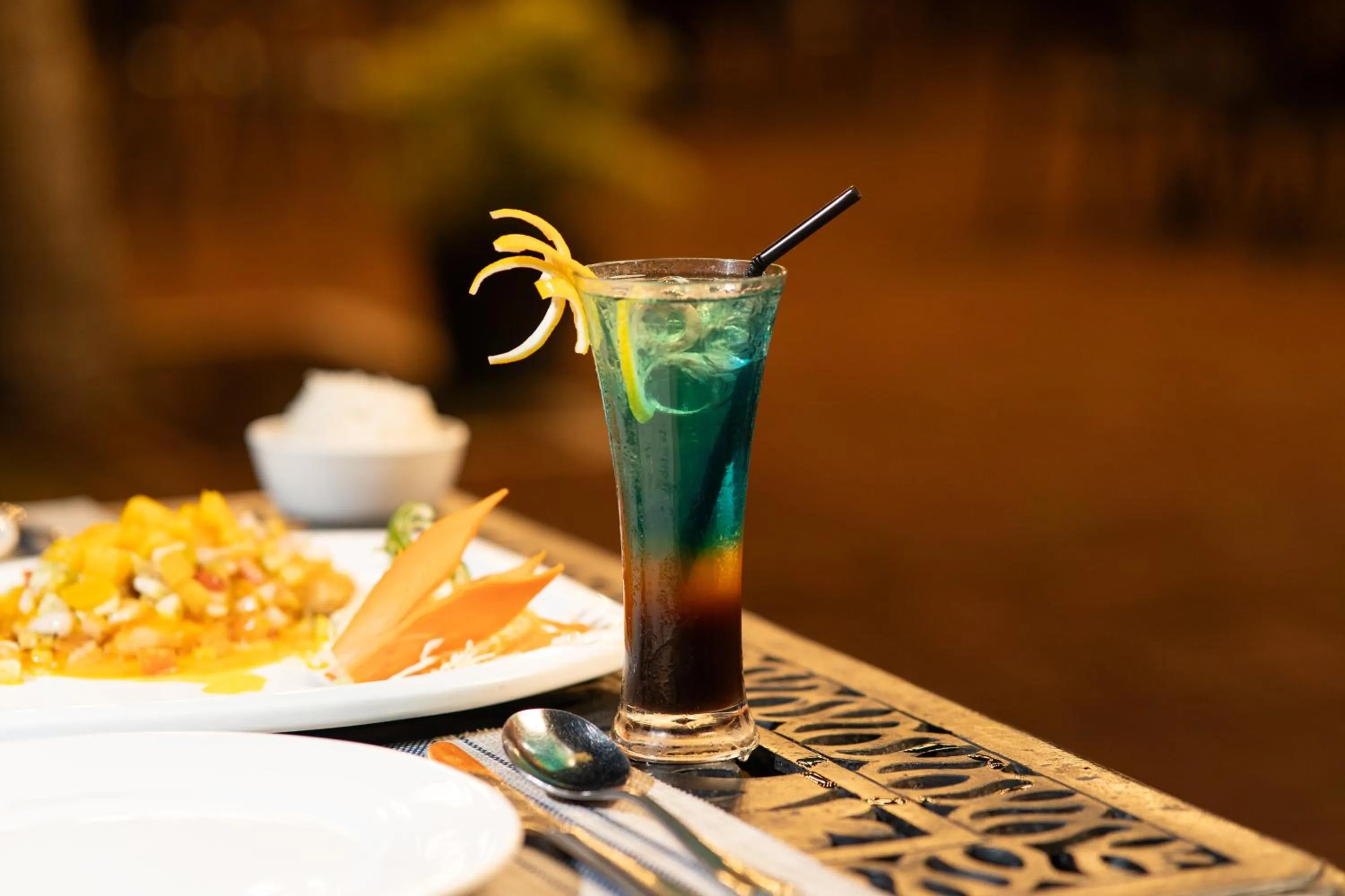 Restaurant/places to eat in Costa Palawan Resort