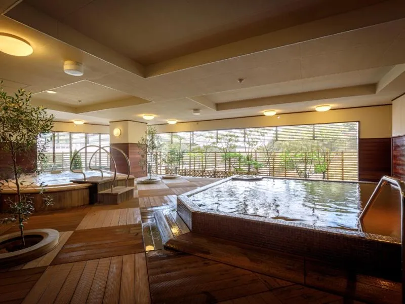 Hot Spring Bath in Nakanobo Zuien (Adult Only)