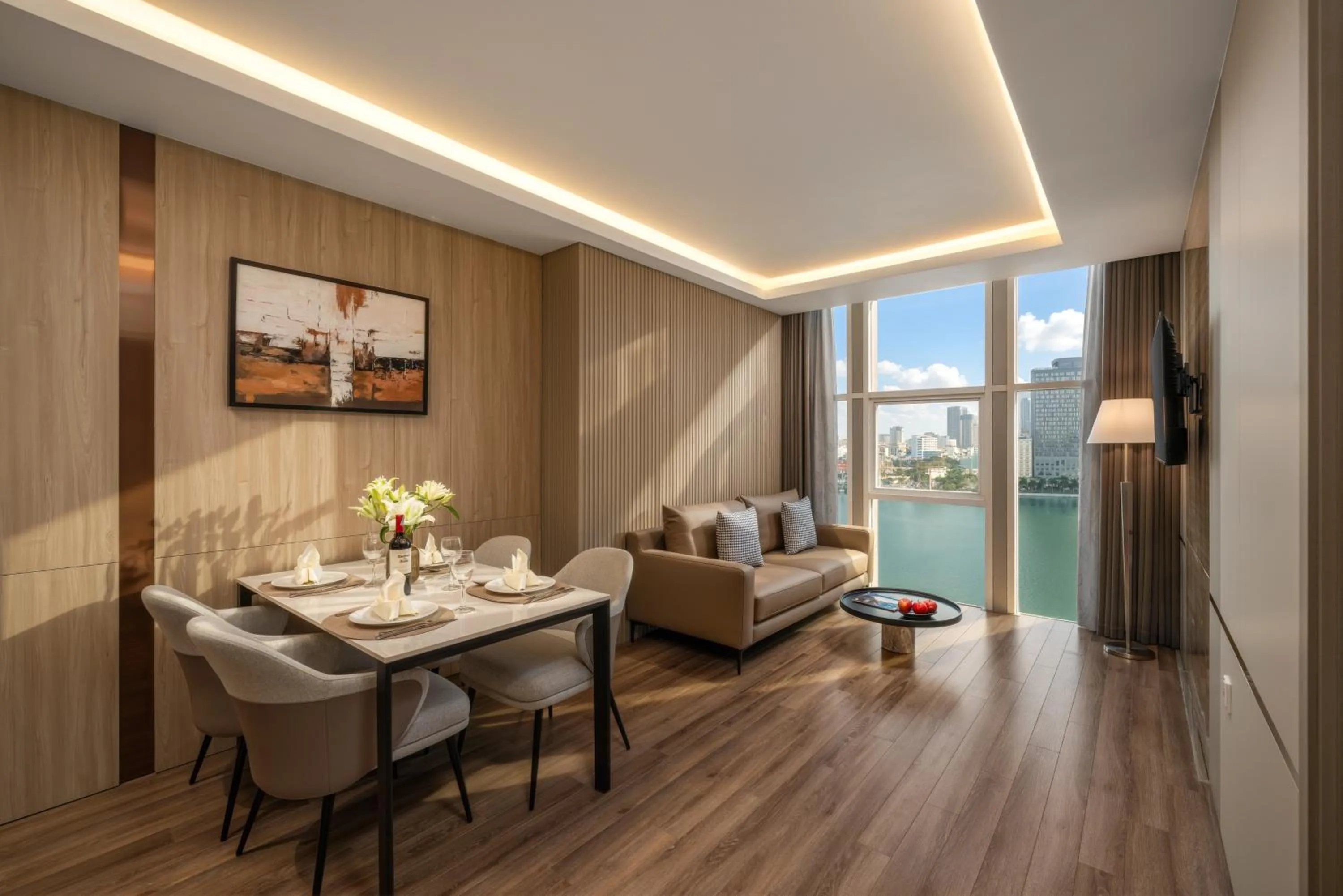 TV and multimedia in Sun River Hotel