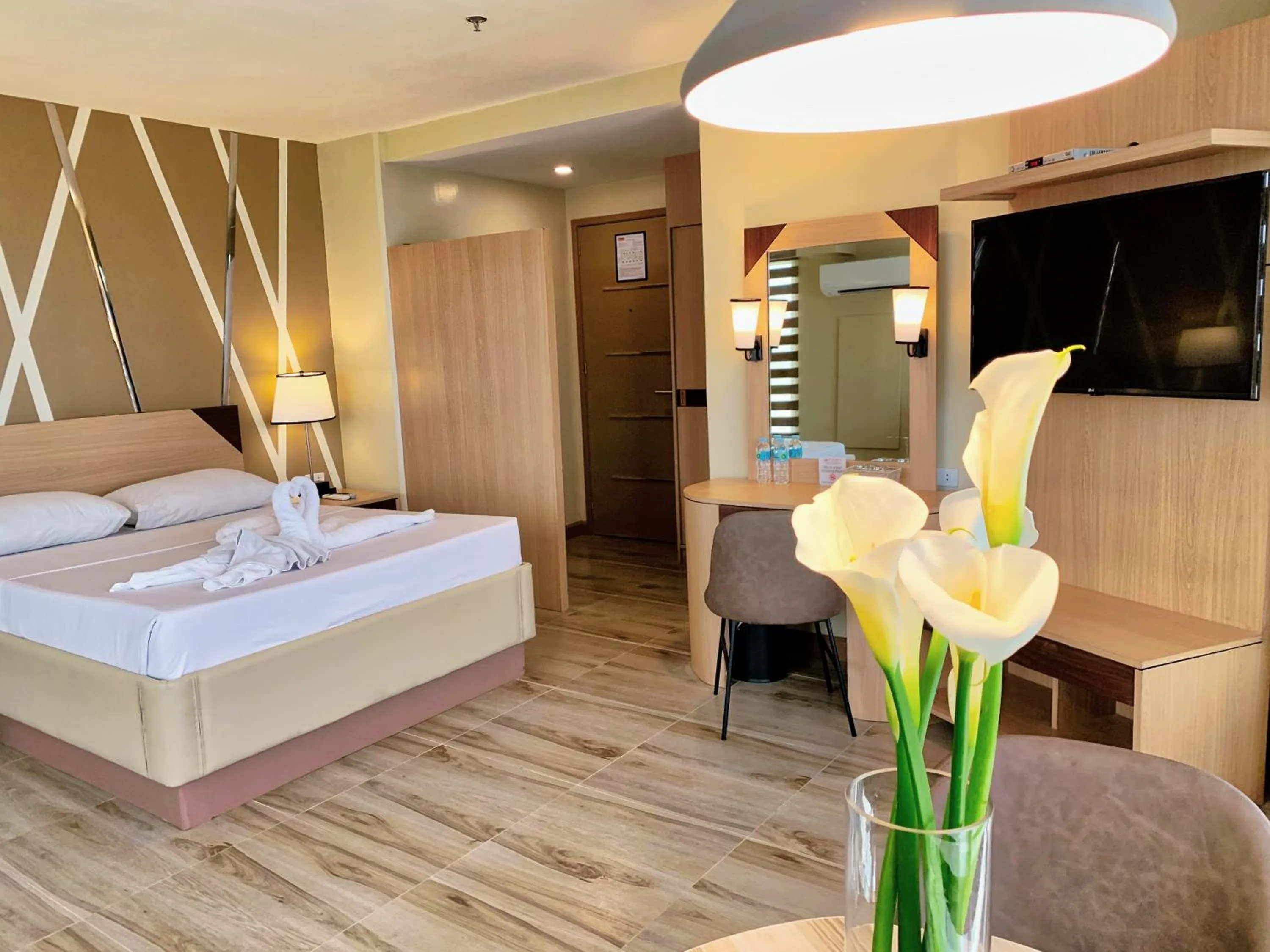 Photo of the whole room in New Dawn Hotel Plus