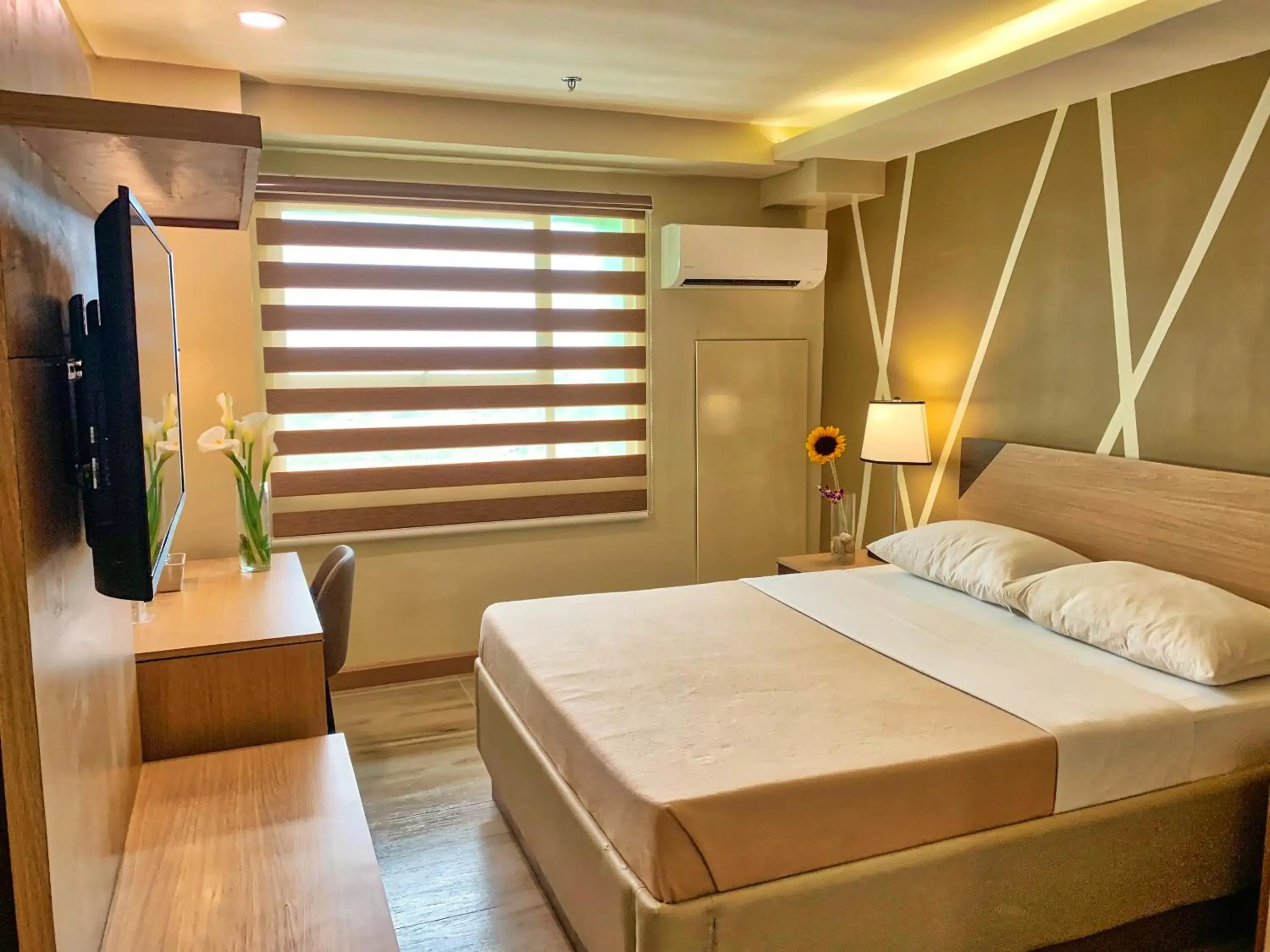 Bed in New Dawn Hotel Plus Bed in New Dawn Hotel Plus