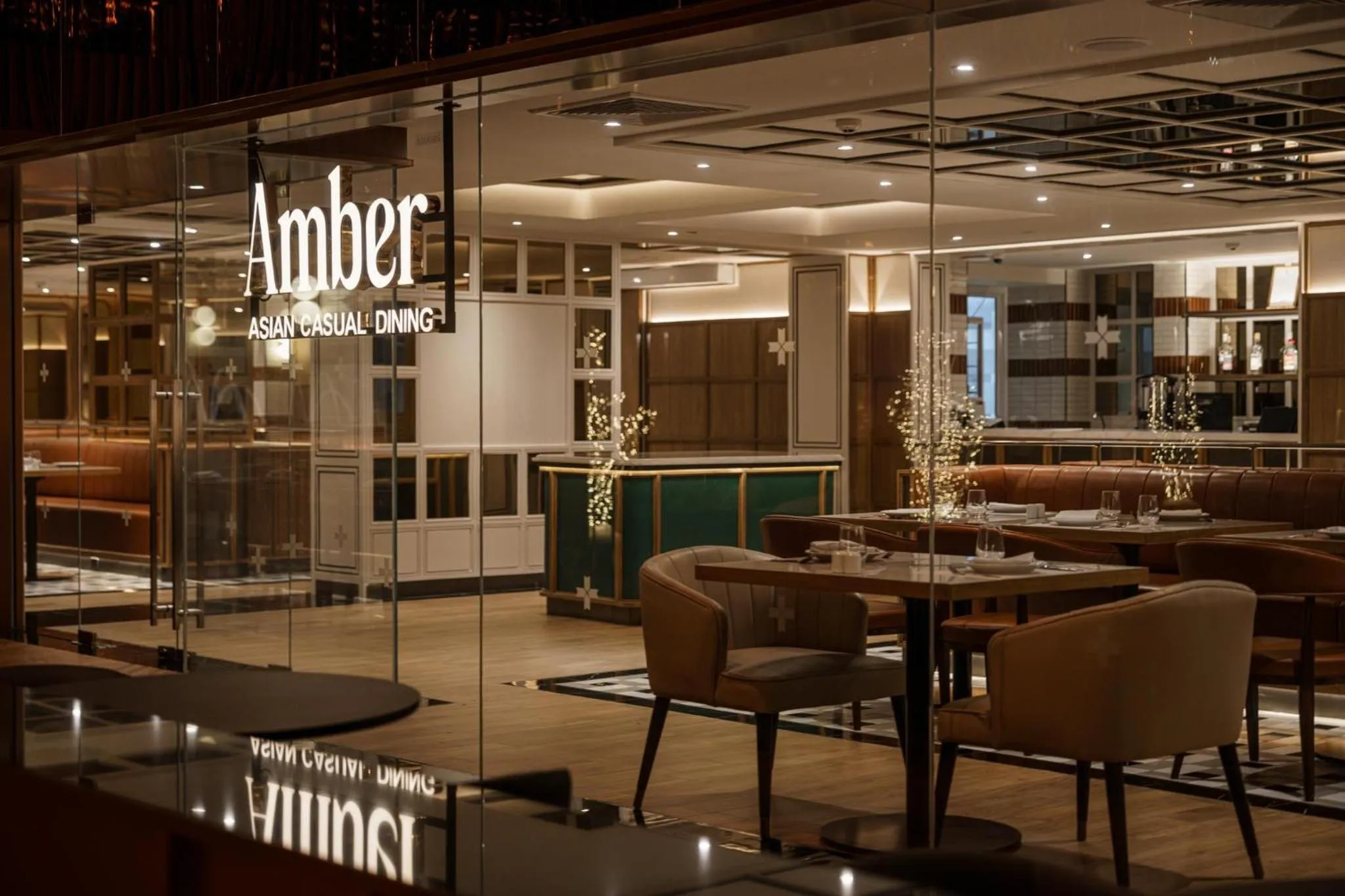 Restaurant/places to eat in Asia Hotel Bangkok