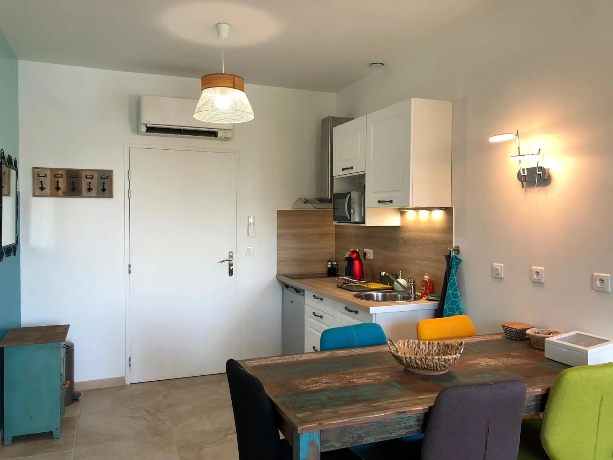 Decorative detail in Moulin d'Albias aux portes de Montauban