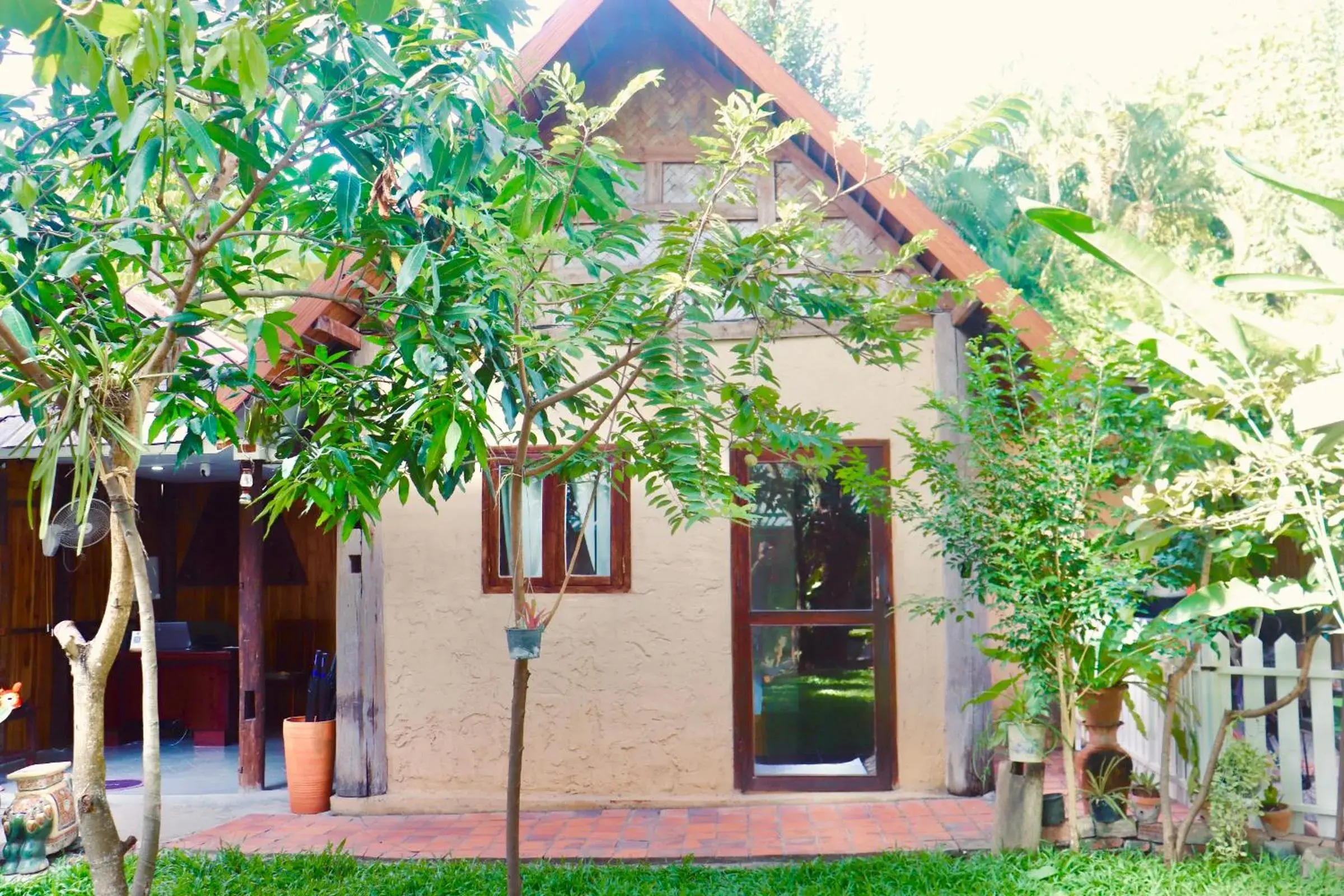 Property building in Villa Khoum Xieng Thong Boutique Property building in Villa Khoum Xieng Thong Boutique