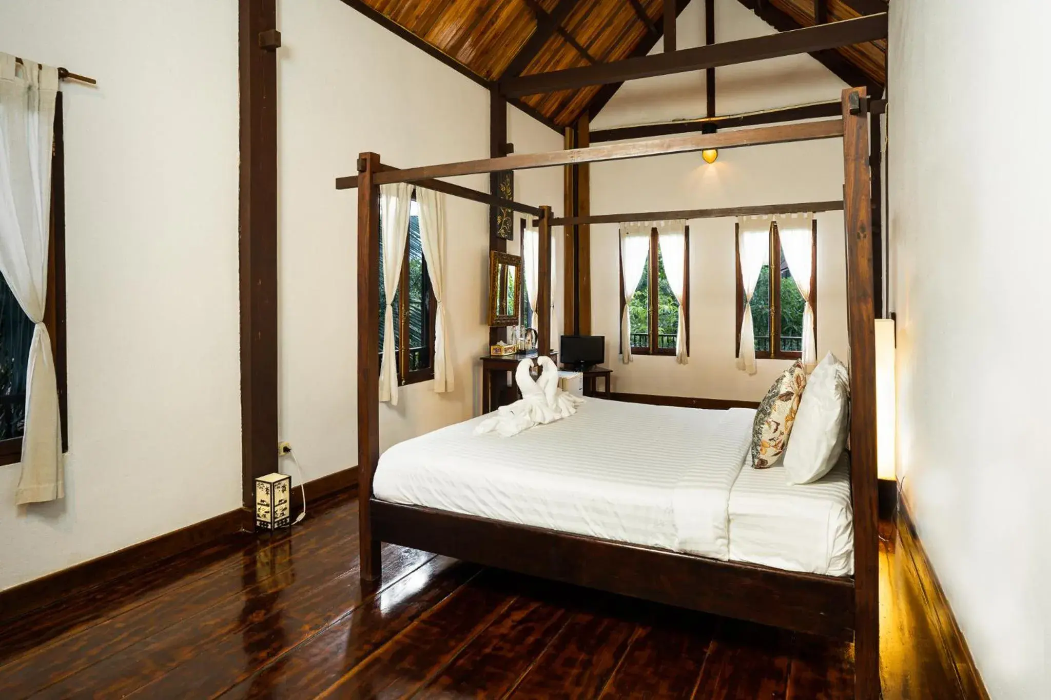 Photo of the whole room, Bed in Villa Khoum Xieng Thong Boutique Photo of the whole room, Bed in Villa Khoum Xieng Thong Boutique