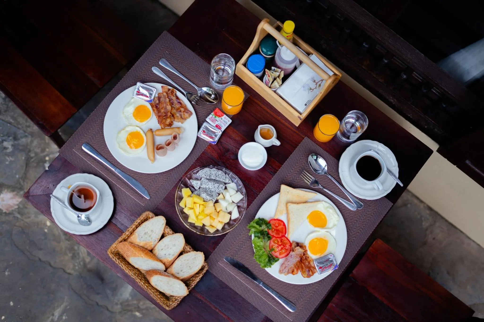 Breakfast in Villa Khoum Xieng Thong Boutique