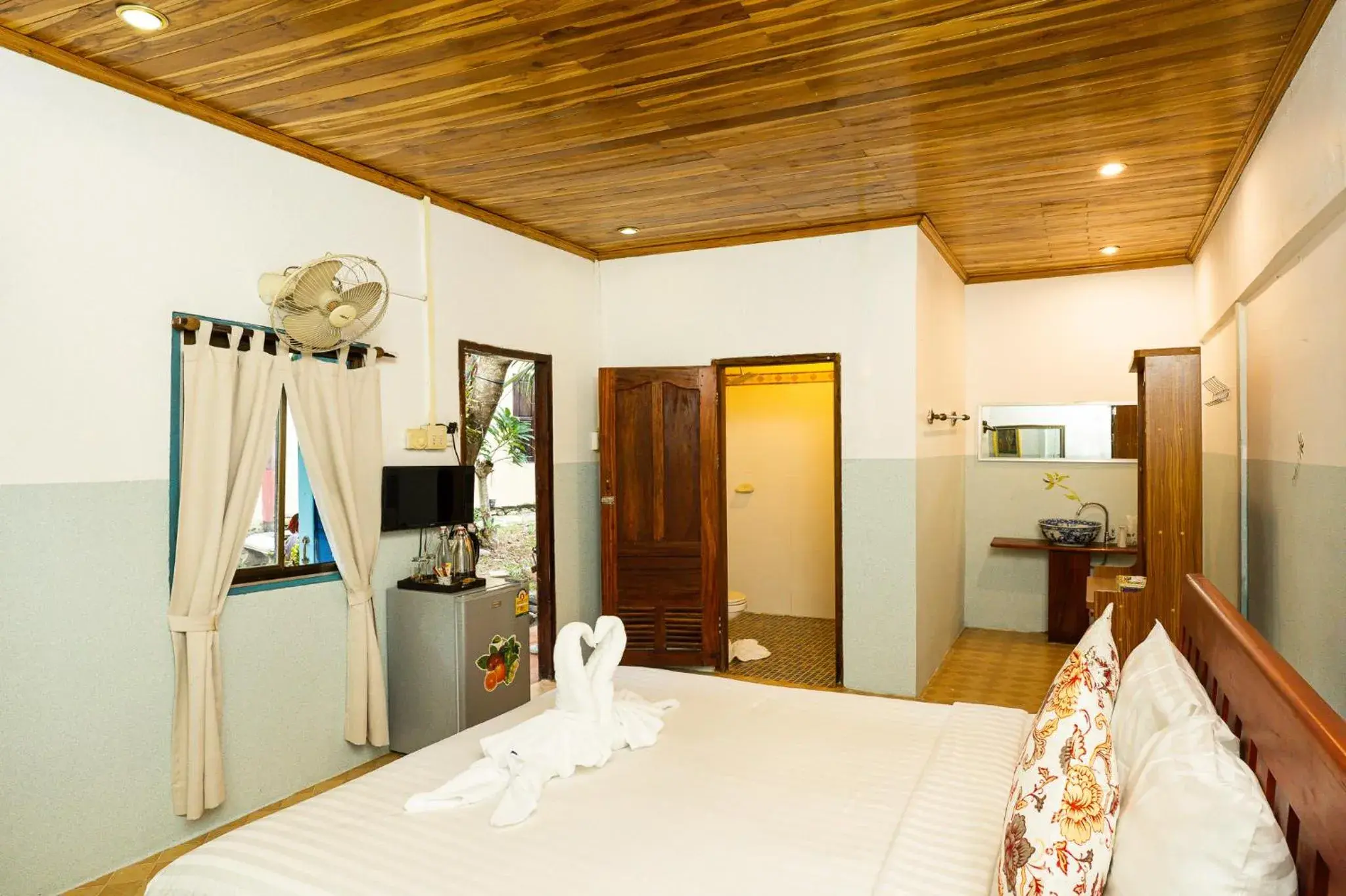 Superior Double Room in Villa Khoum Xieng Thong Boutique Superior Double Room in Villa Khoum Xieng Thong Boutique