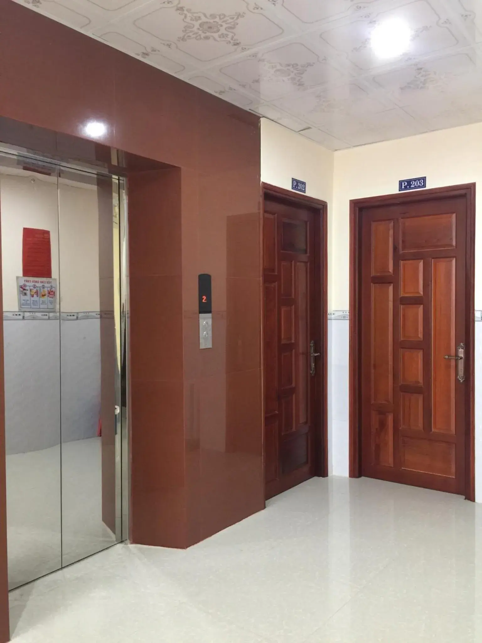 Facade/entrance in De Vuong 2 Facade/entrance in De Vuong 2