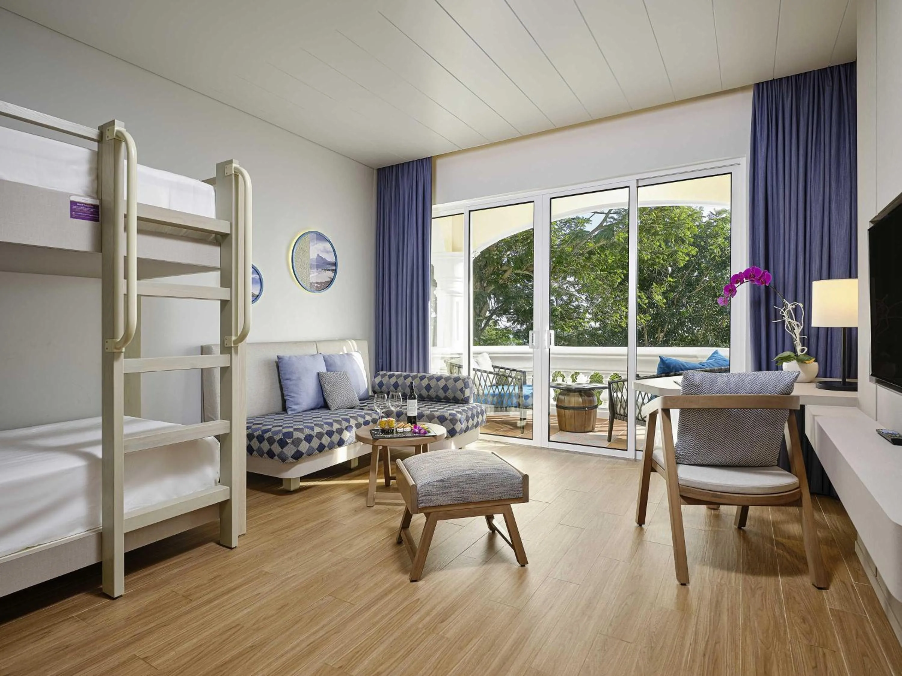 Bedroom, Bed in Mercure Vung Tau Resort