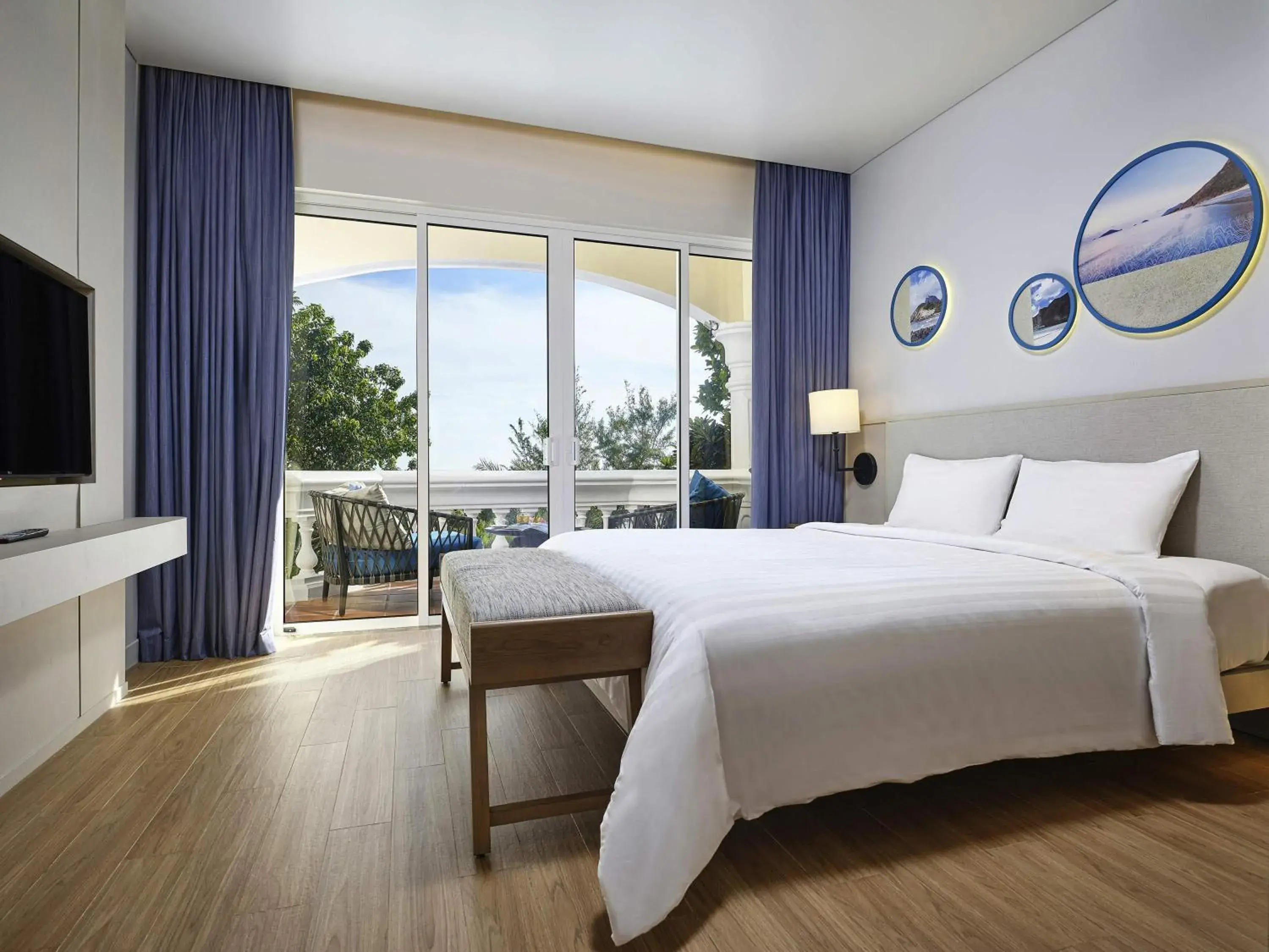 Bedroom, Bed in Mercure Vung Tau Resort Bedroom, Bed in Mercure Vung Tau Resort