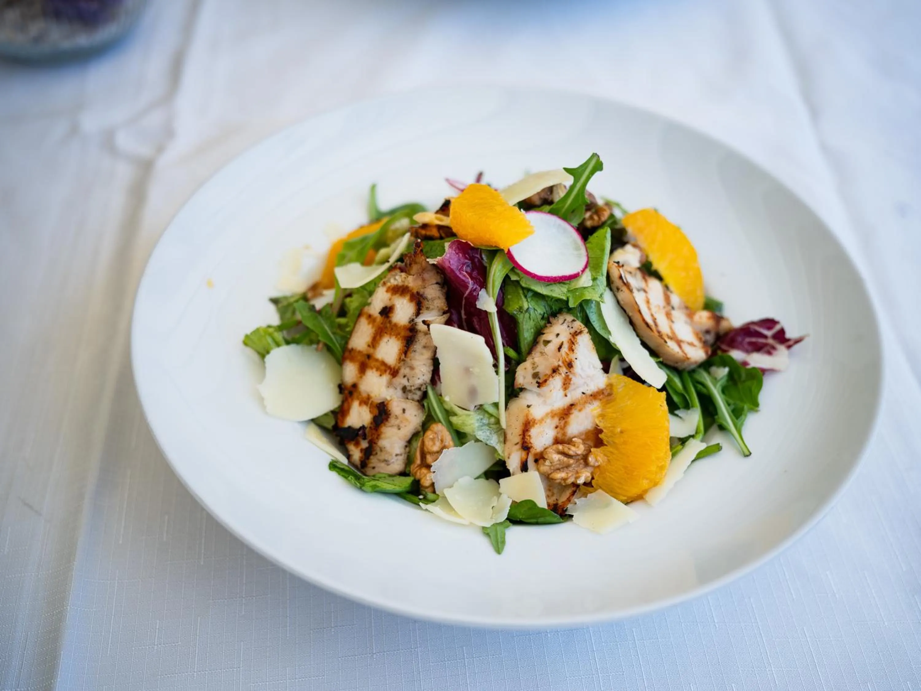 Restaurant/places to eat in Dracos Hotel