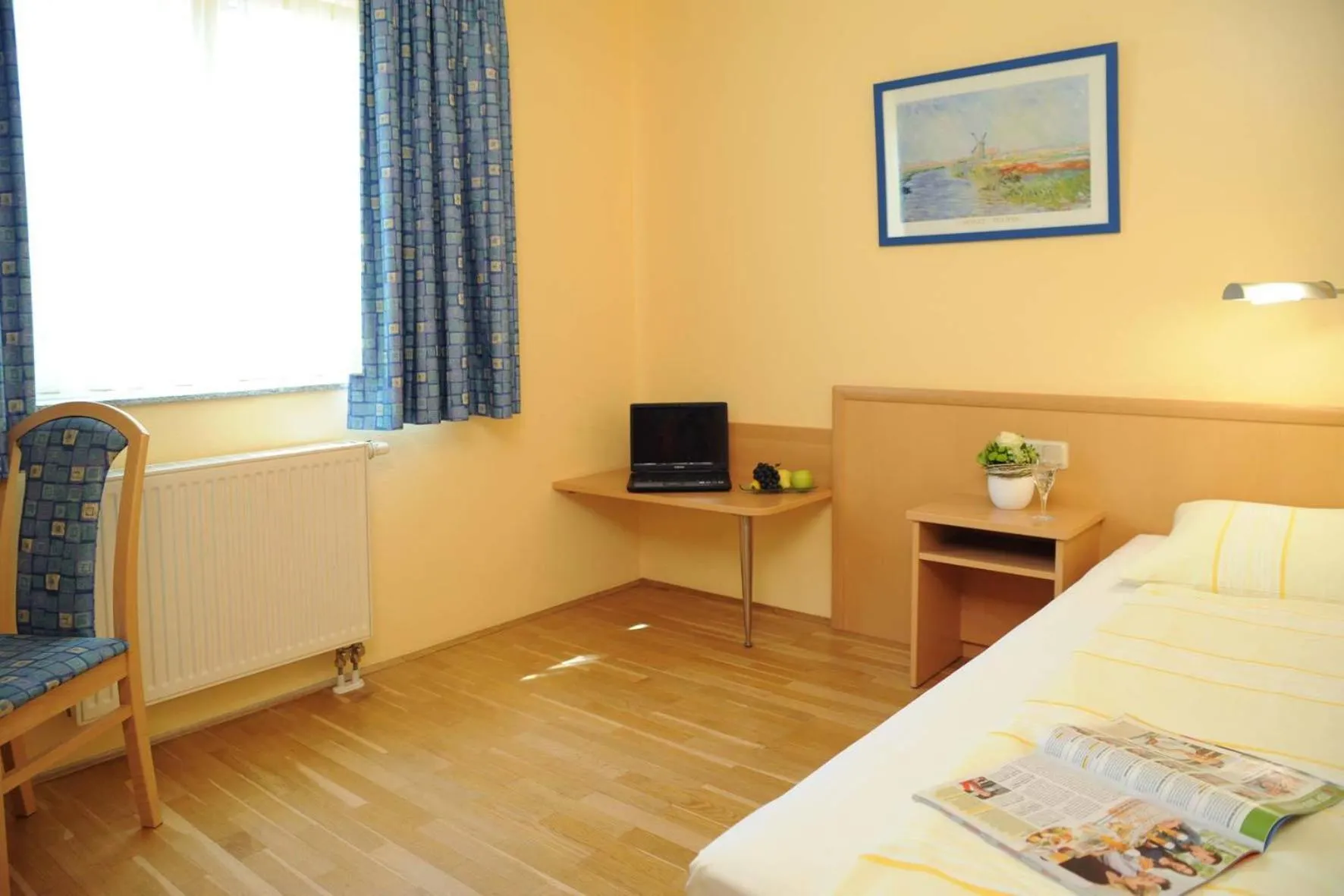 Bed in Hotel & Restaurant Hugenottengarten