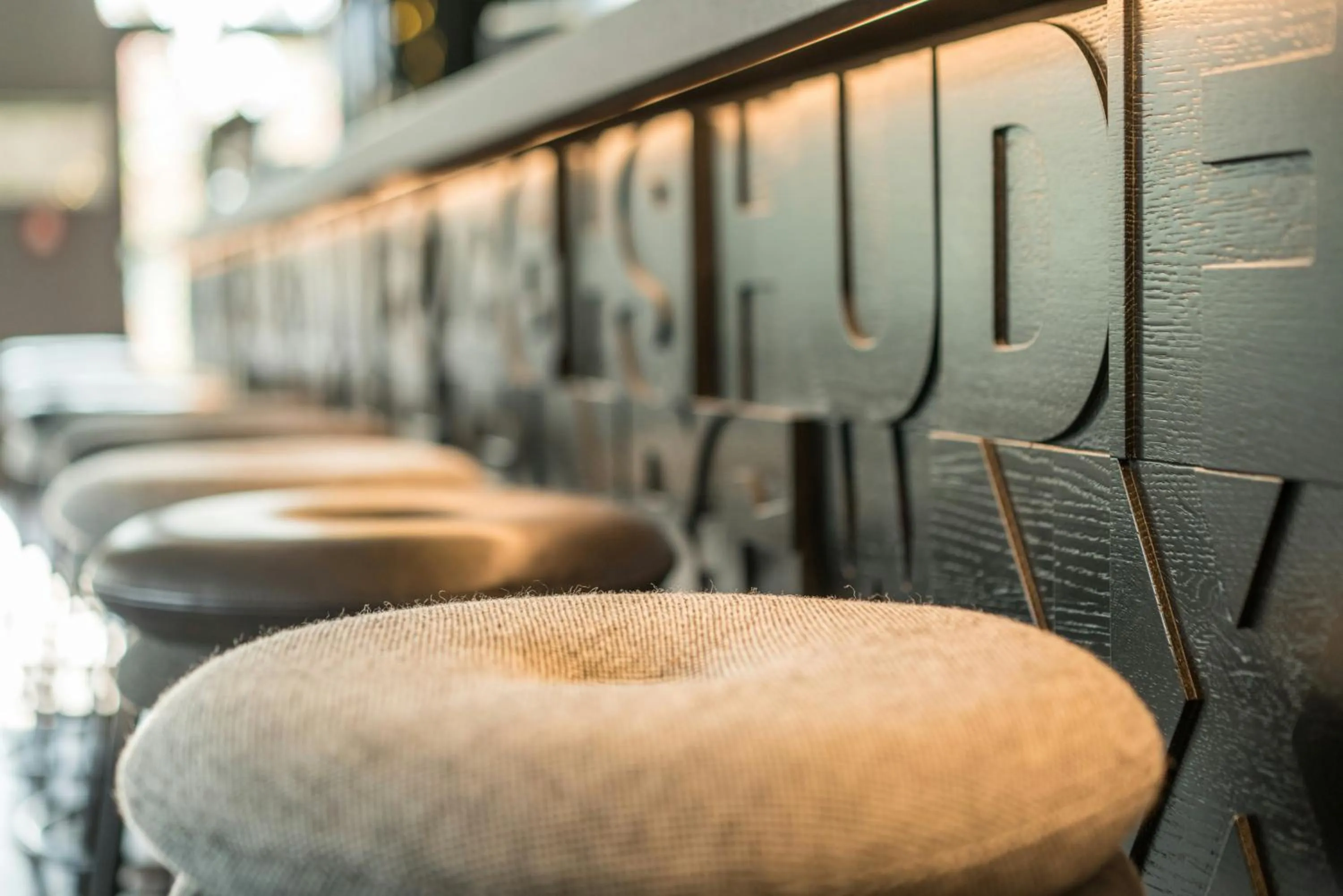 Lounge or bar in Motel One Dresden - Palaisplatz